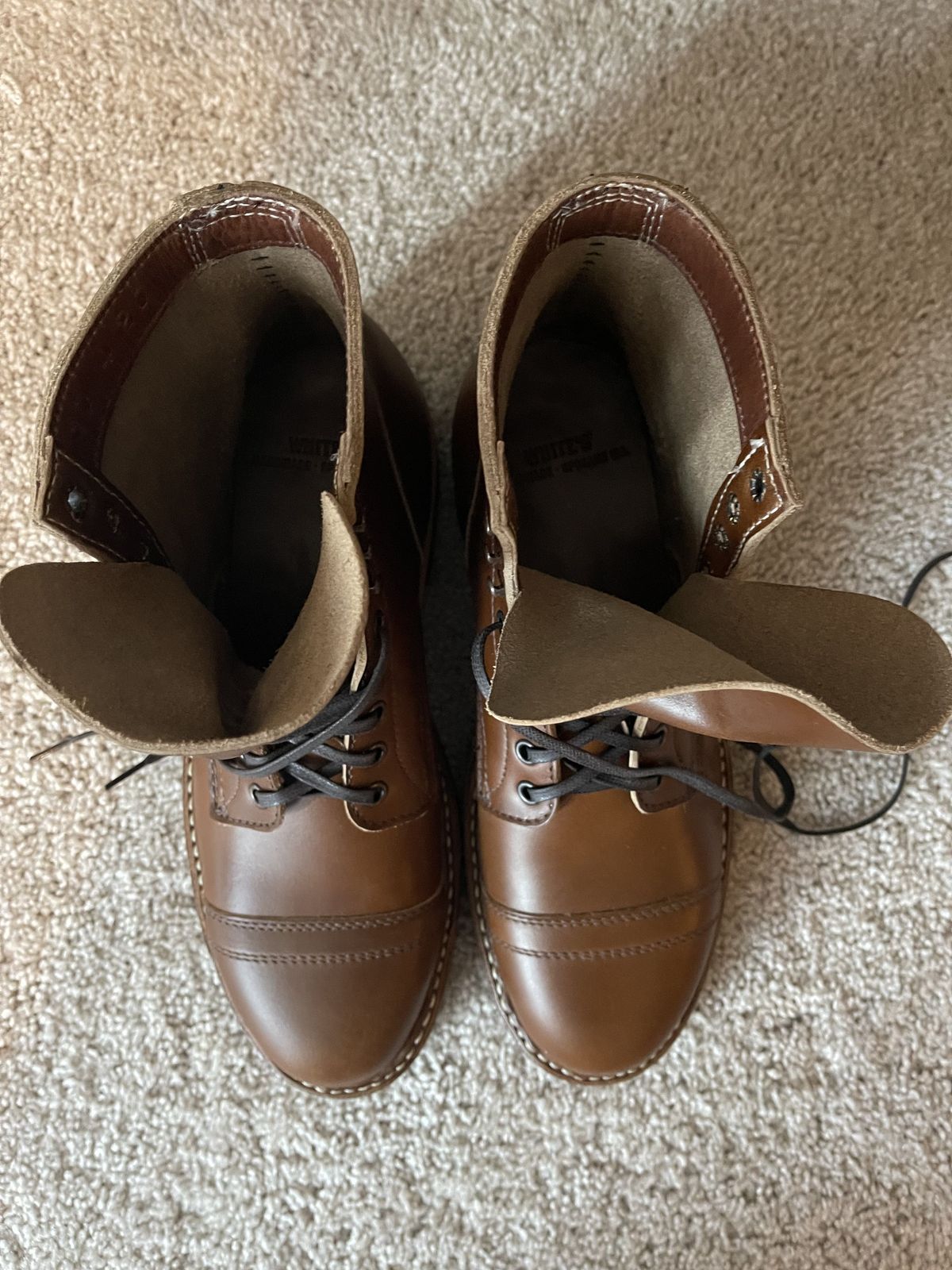 Photo by patinathunderdome on October 1, 2021 of the White's MP-M1TC in Horween British Tan Chromexcel.