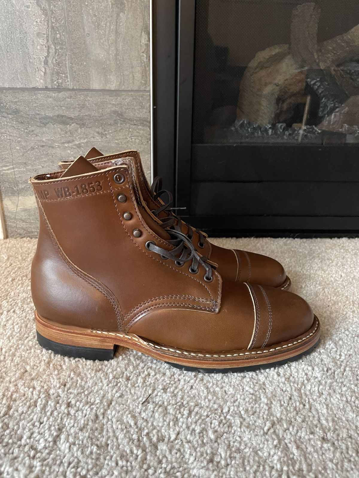 Photo by patinathunderdome on October 1, 2021 of the White's MP-M1TC in Horween British Tan Chromexcel.