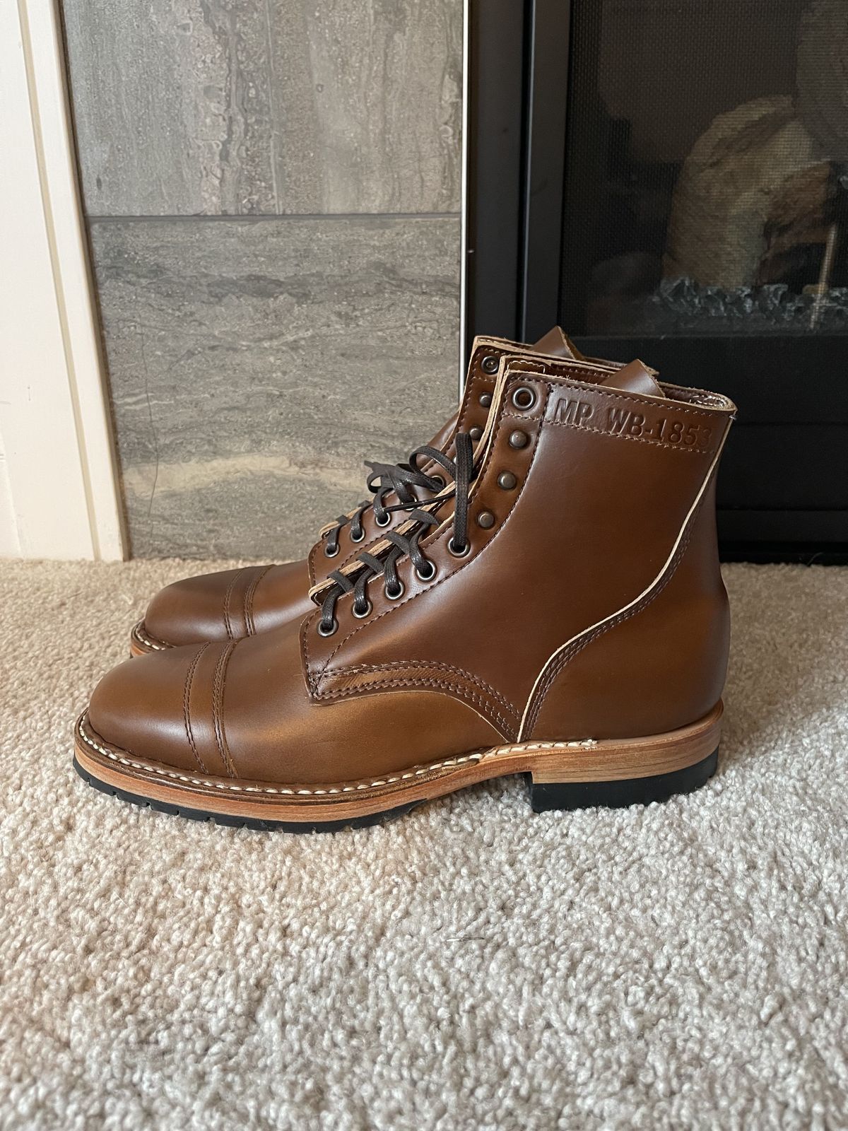 Photo by patinathunderdome on October 1, 2021 of the White's MP-M1TC in Horween British Tan Chromexcel.
