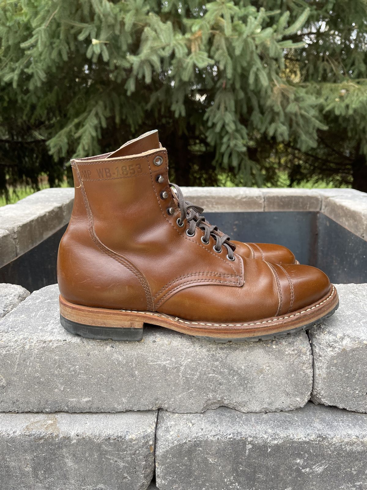 Photo by patinathunderdome on November 1, 2021 of the White's MP-M1TC in Horween British Tan Chromexcel.