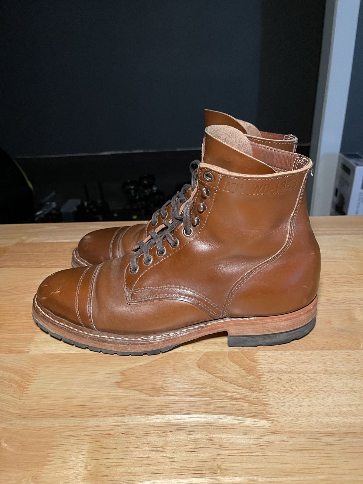 Photo by patinathunderdome on December 5, 2021 of the White's MP-M1TC in Horween British Tan Chromexcel.