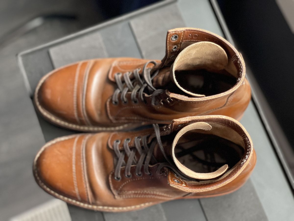 Photo by patinathunderdome on March 5, 2022 of the White's MP-M1TC in Horween British Tan Chromexcel.