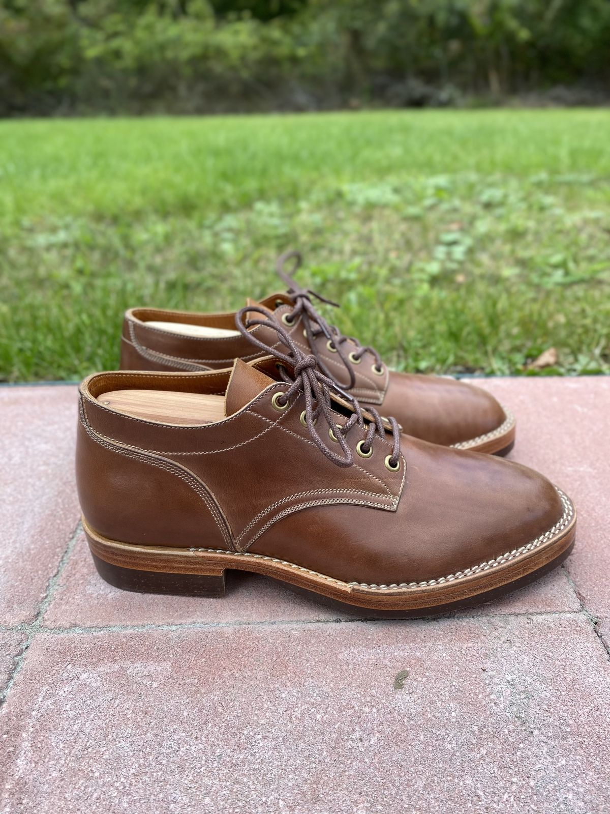 Photo by patinathunderdome on September 30, 2021 of the Onderhoud LVL01 Derby Boot in Maryam Toscanello Horsebutt.