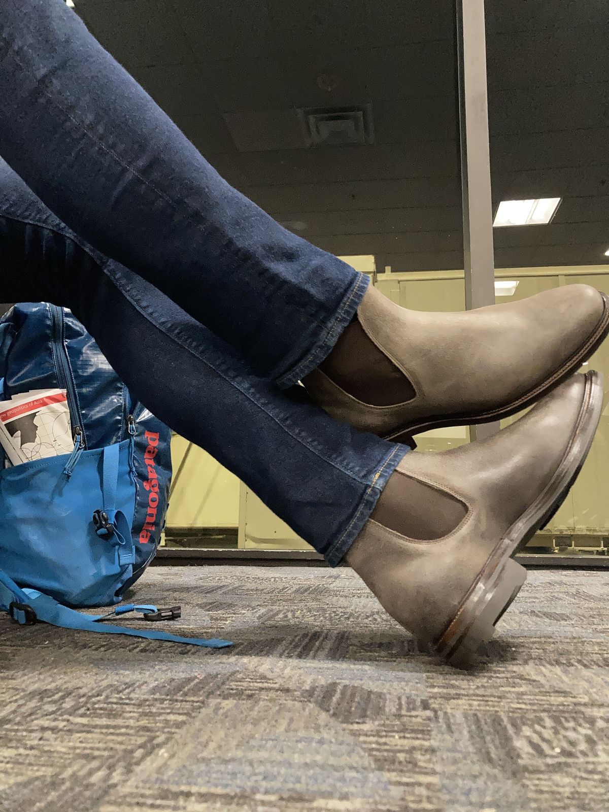 Photo by patinathunderdome on October 1, 2021 of the Viberg Chelsea in Maryam Walnut Waxed Reverse Horsebutt.