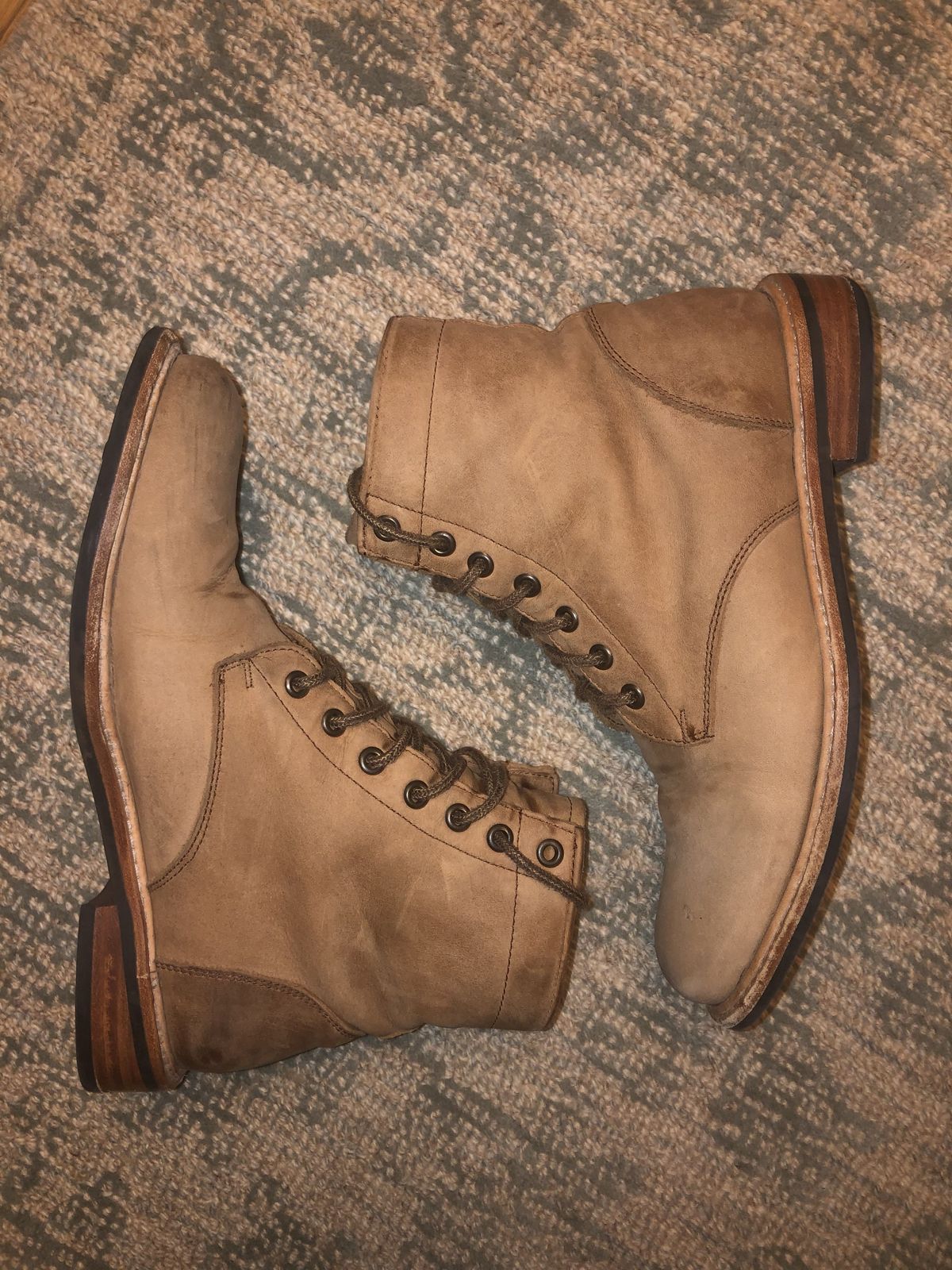 Photo by patinathunderdome on November 6, 2021 of the Nisolo All-Weather Amalia Boot in Tobacco.