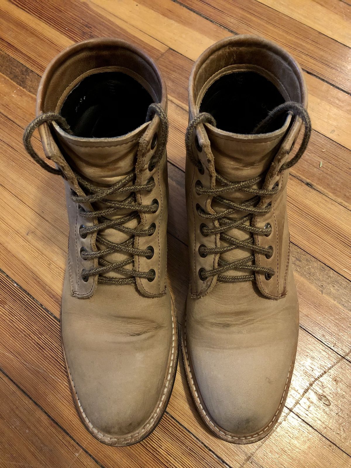 Photo by patinathunderdome on December 5, 2021 of the Nisolo All-Weather Amalia Boot in Tobacco.