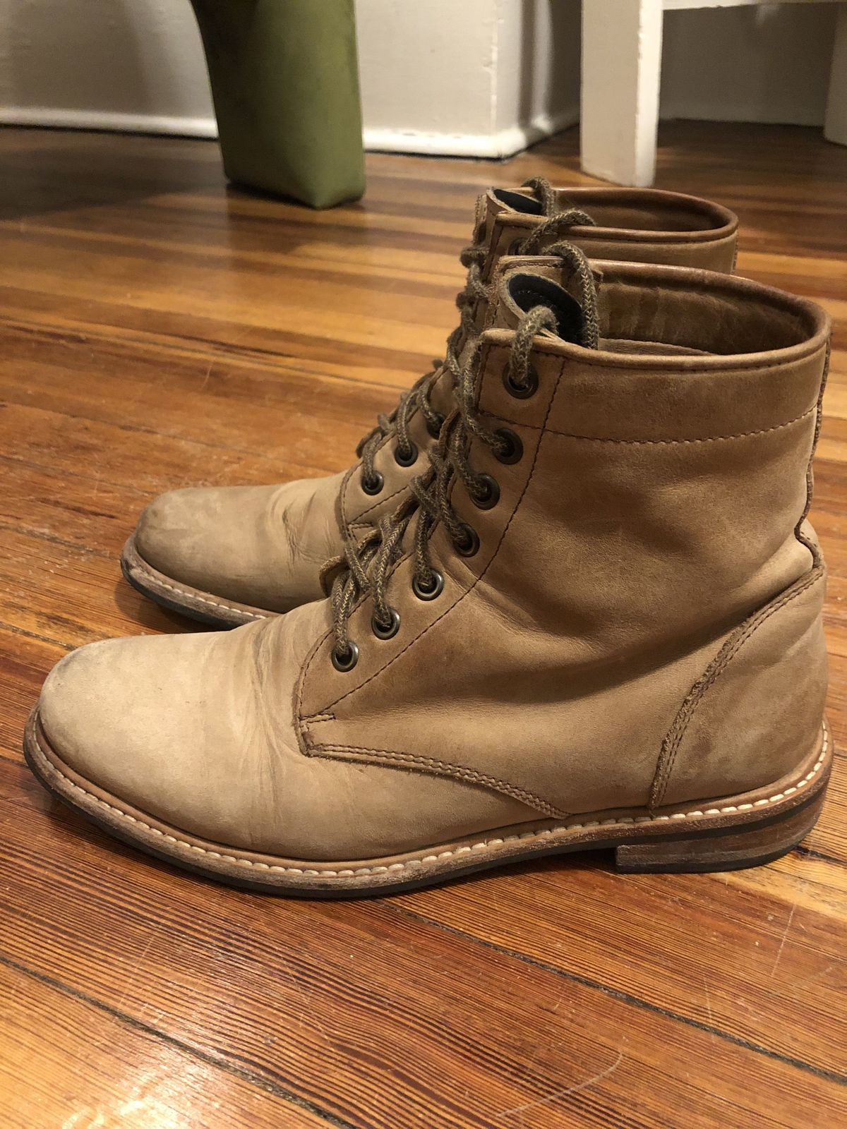 Photo by patinathunderdome on April 6, 2022 of the Nisolo All-Weather Amalia Boot in Tobacco.