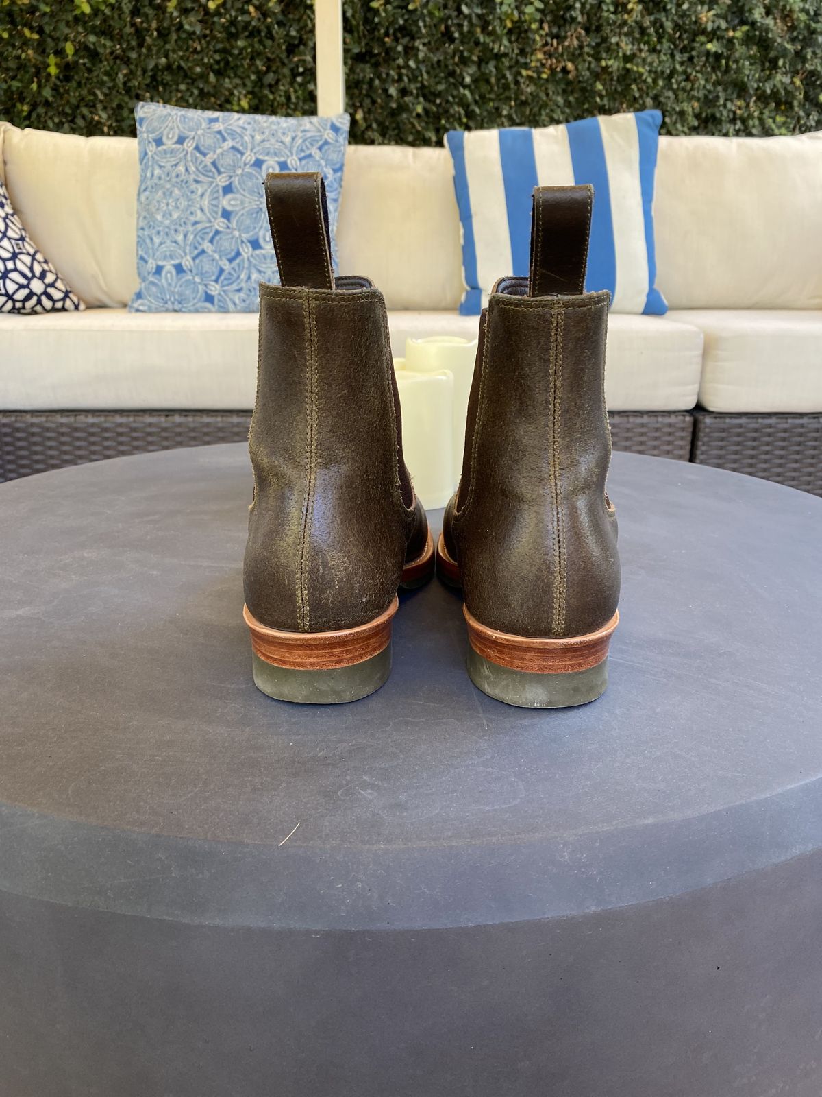Photo by patinathunderdome on January 3, 2022 of the Benzein The Seventh Chelsea Boot in Horween Olive Waxed Flesh.
