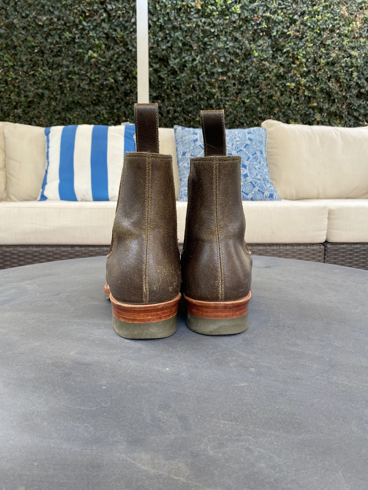 Photo by patinathunderdome on March 3, 2022 of the Benzein The Seventh Chelsea Boot in Horween Olive Waxed Flesh.