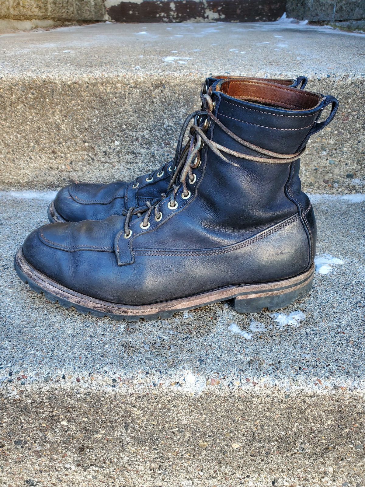 Photo by patinathunderdome on February 5, 2022 of the Truman Gun Boot in C.F. Stead Baltic Kudu.