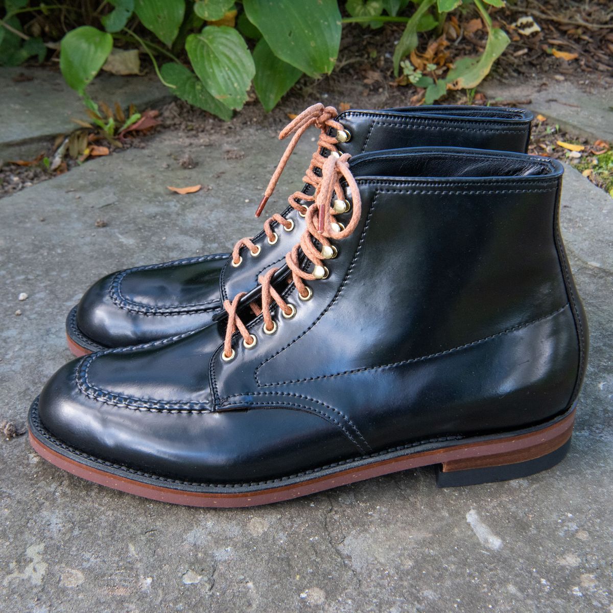 Photo by patinathunderdome on September 30, 2021 of the Alden Indy Boot in Horween Black Shell Cordovan.