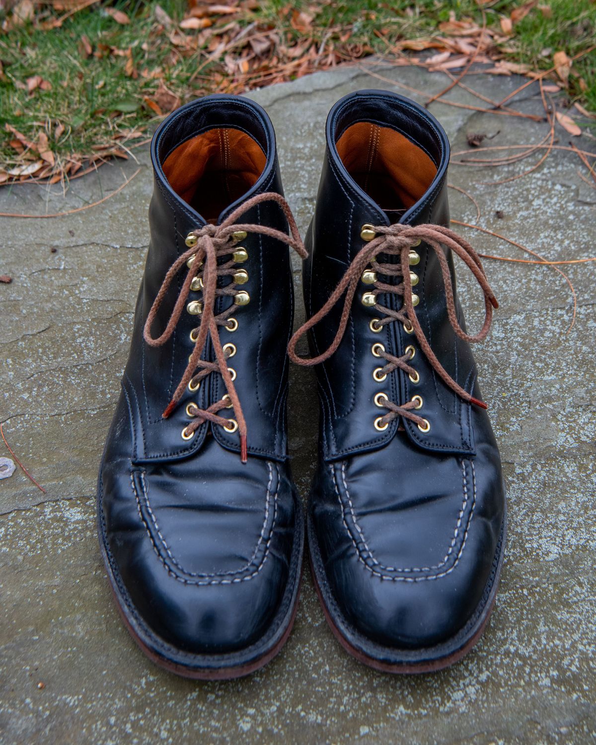 Photo by patinathunderdome on December 4, 2021 of the Alden Indy Boot in Horween Black Shell Cordovan.