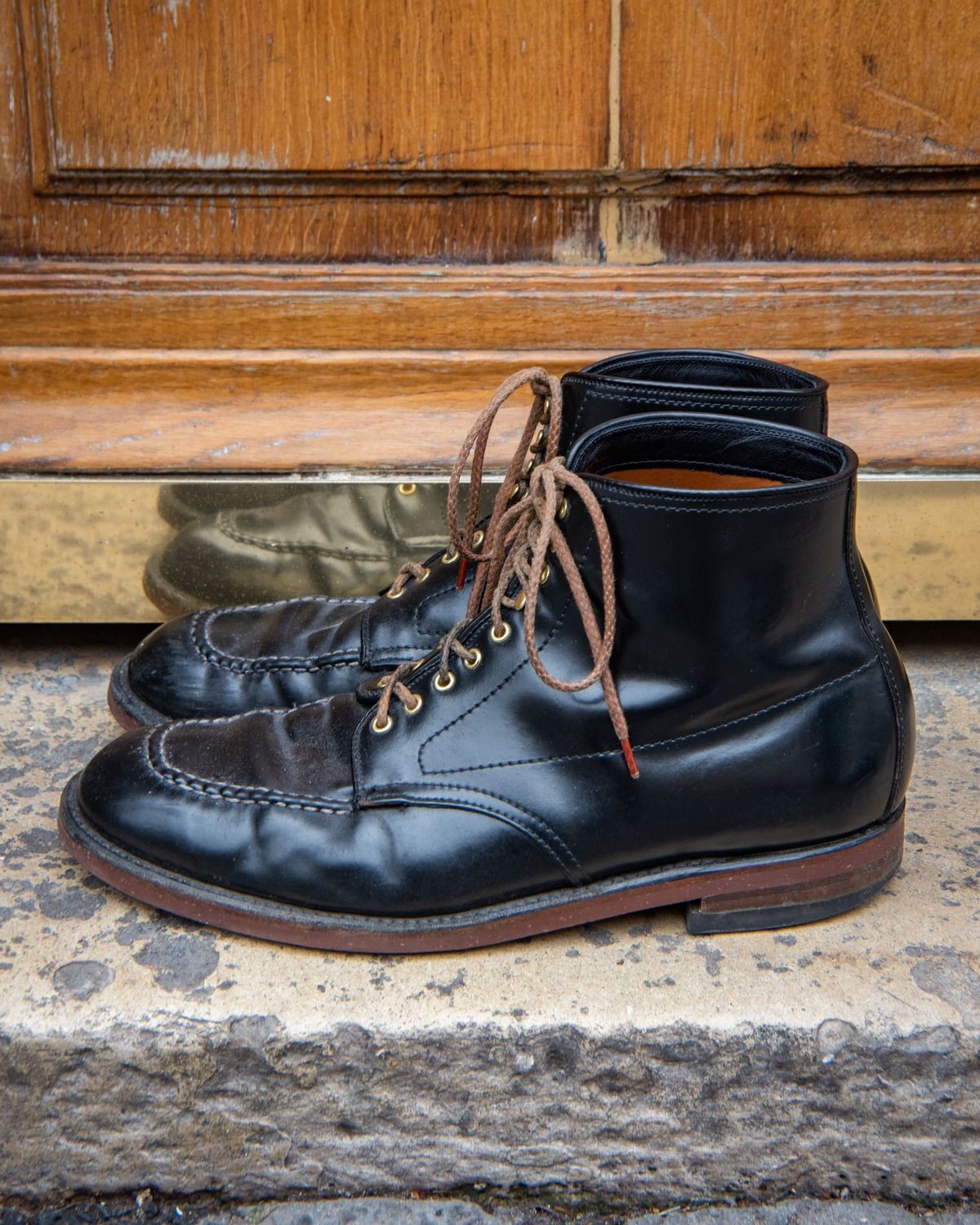 Photo by patinathunderdome on February 3, 2022 of the Alden Indy Boot in Horween Black Shell Cordovan.