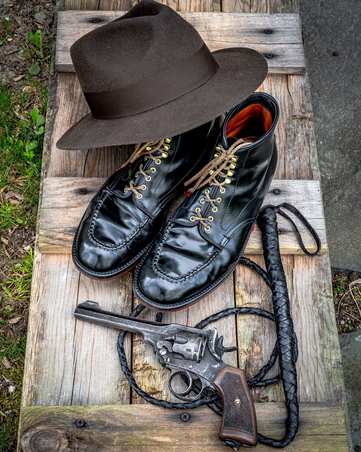 Photo by patinathunderdome on May 2, 2022 of the Alden Indy Boot in Horween Black Shell Cordovan.