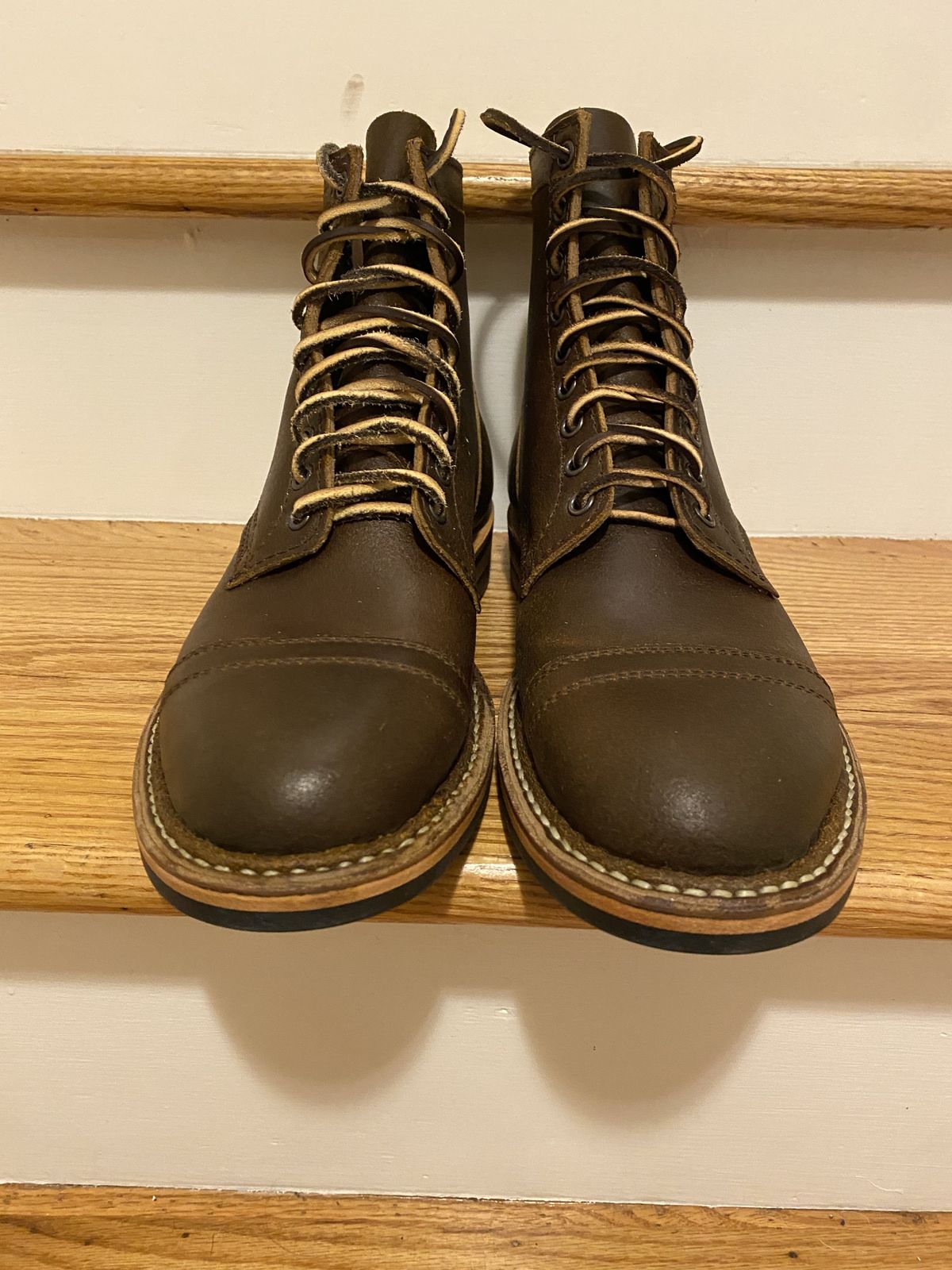 Photo by patinathunderdome on October 1, 2021 of the White's MP-Sherman Toe Cap in Horween Cinnamon Waxed Flesh.