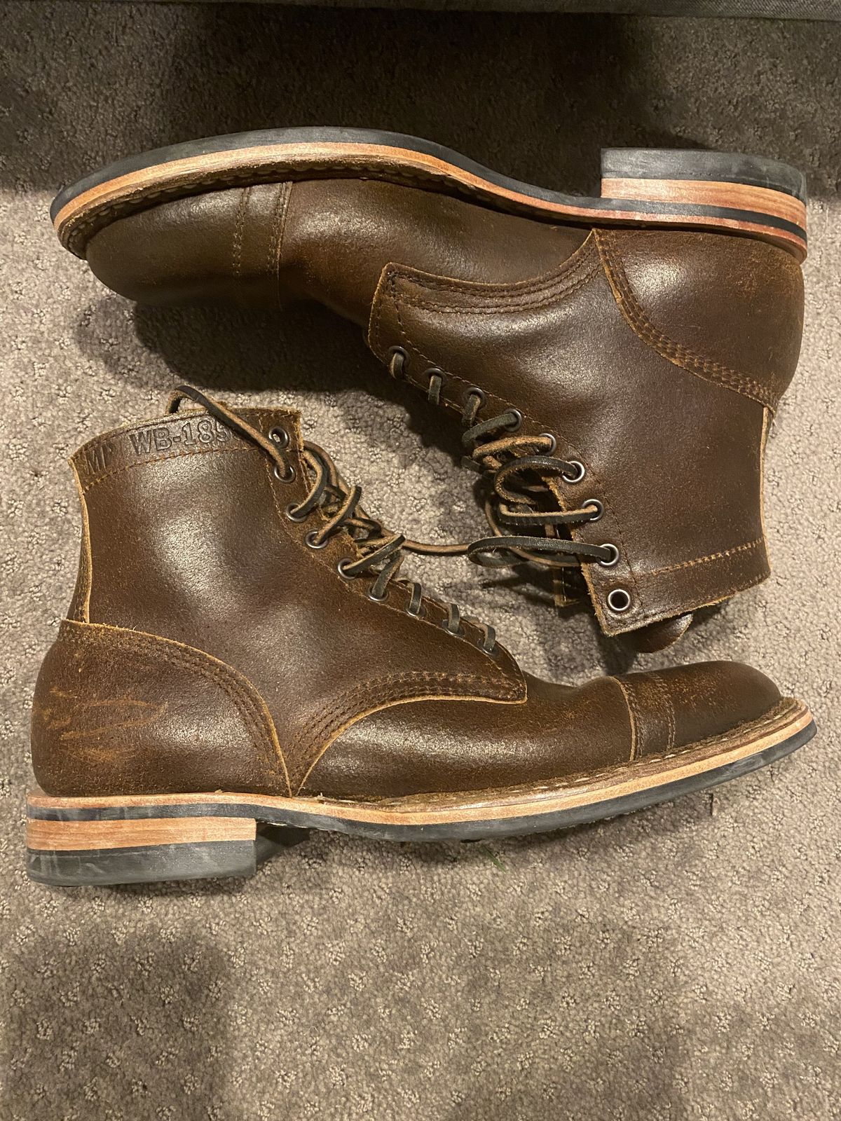 Photo by patinathunderdome on December 6, 2021 of the White's MP-Sherman Toe Cap in Horween Cinnamon Waxed Flesh.