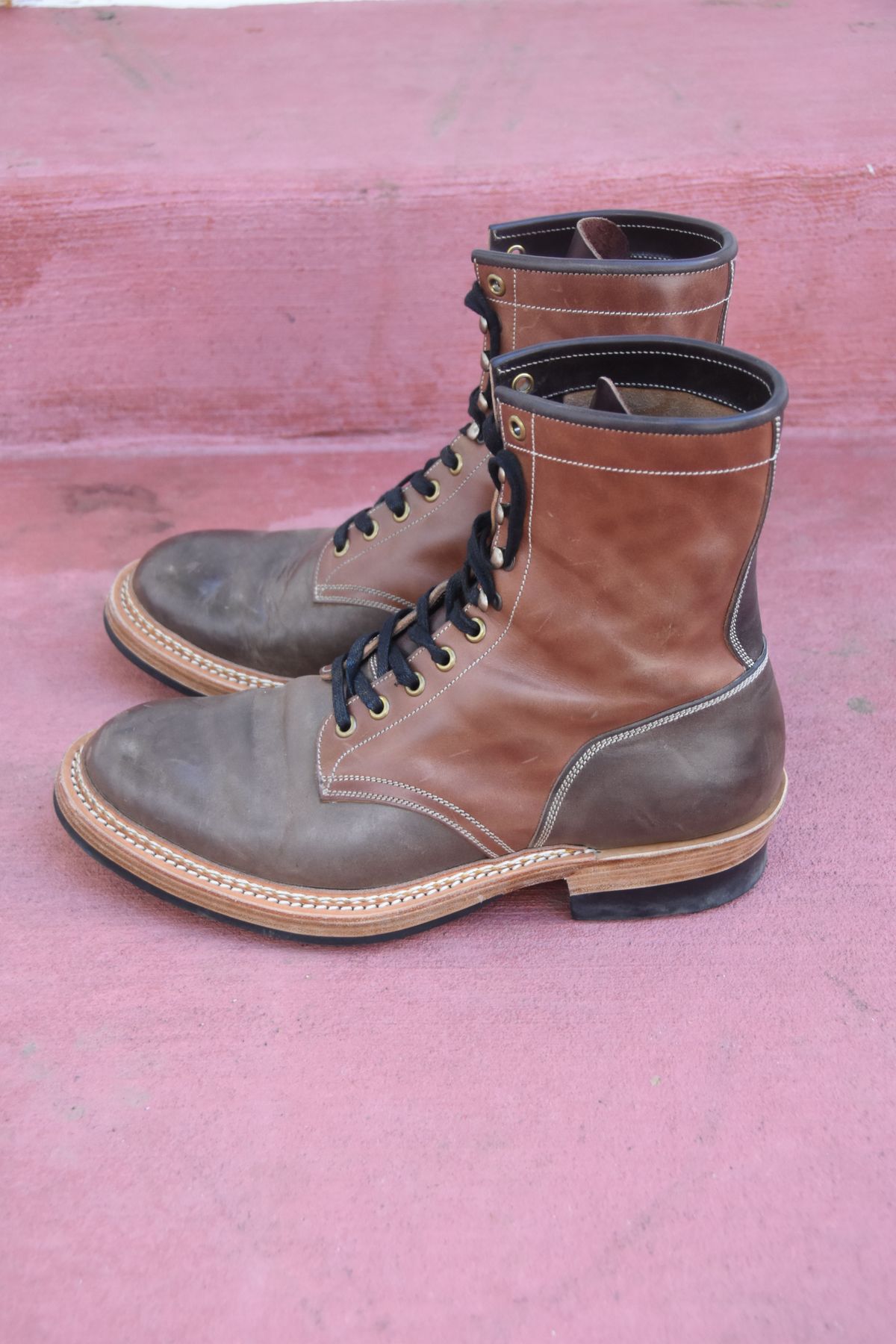Photo by patinathunderdome on November 2, 2021 of the Onderhoud SVC02 Packer Boot in Maryam Toscanello Horsebutt.