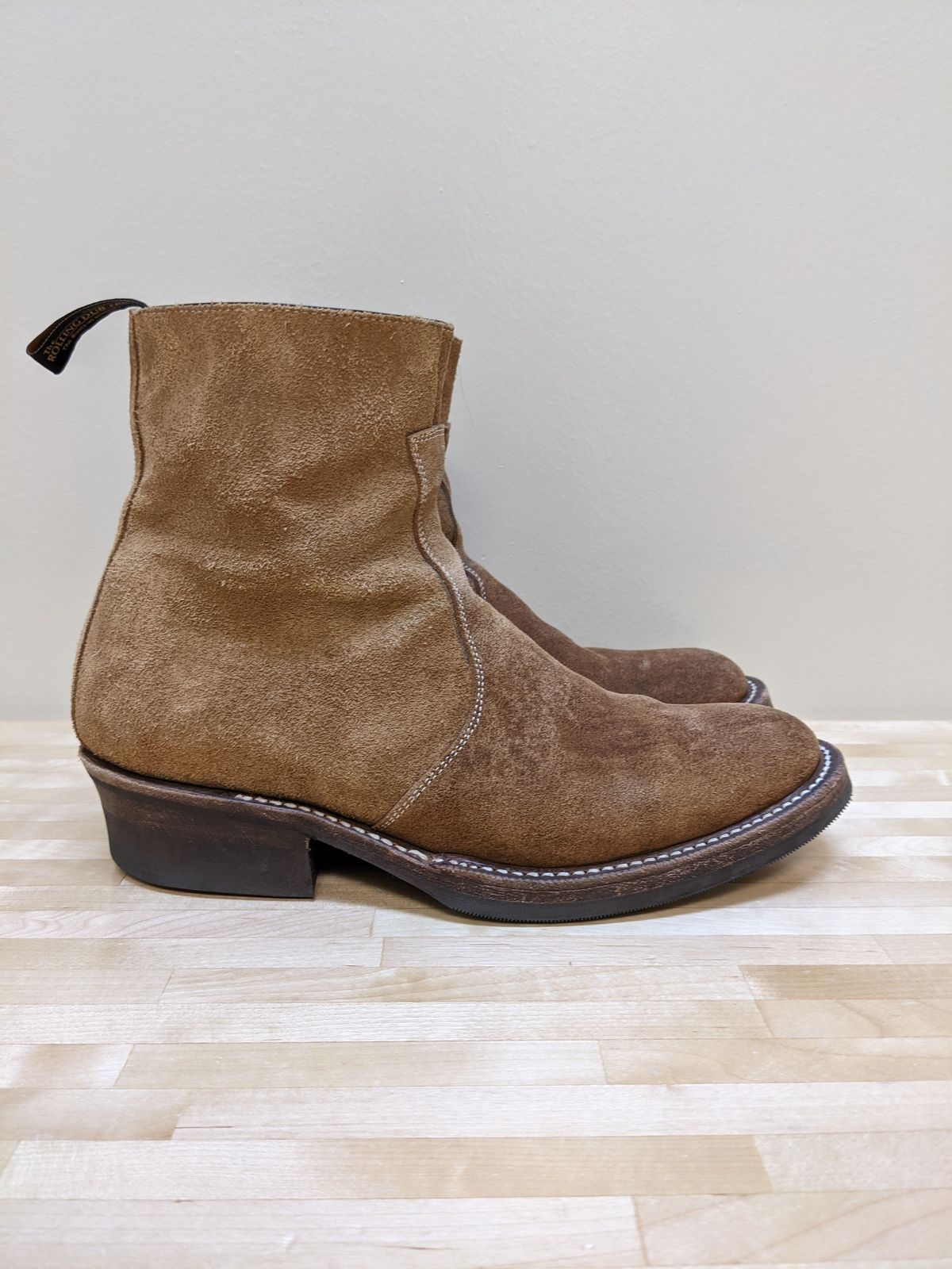 Photo by patinathunderdome on December 2, 2021 of the Rolling Dub Trio Gleaners Zip in Horween Natural Chromexcel Roughout.