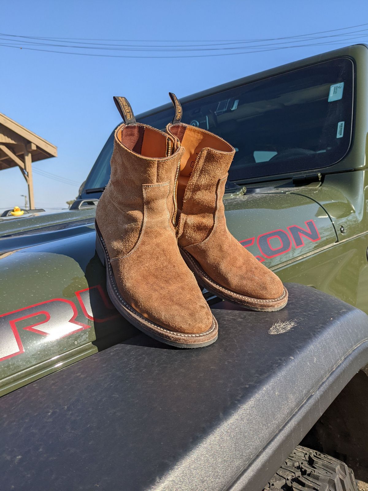 Photo by patinathunderdome on March 2, 2022 of the Rolling Dub Trio Gleaners Zip in Horween Natural Chromexcel Roughout.