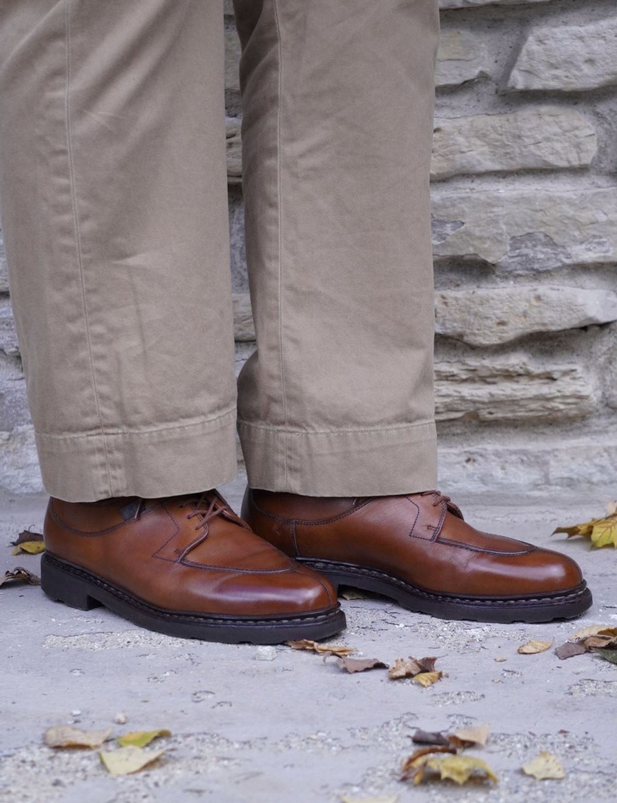 Photo by patinathunderdome on November 3, 2021 of the Paraboot Avignon in Lisse Gold.
