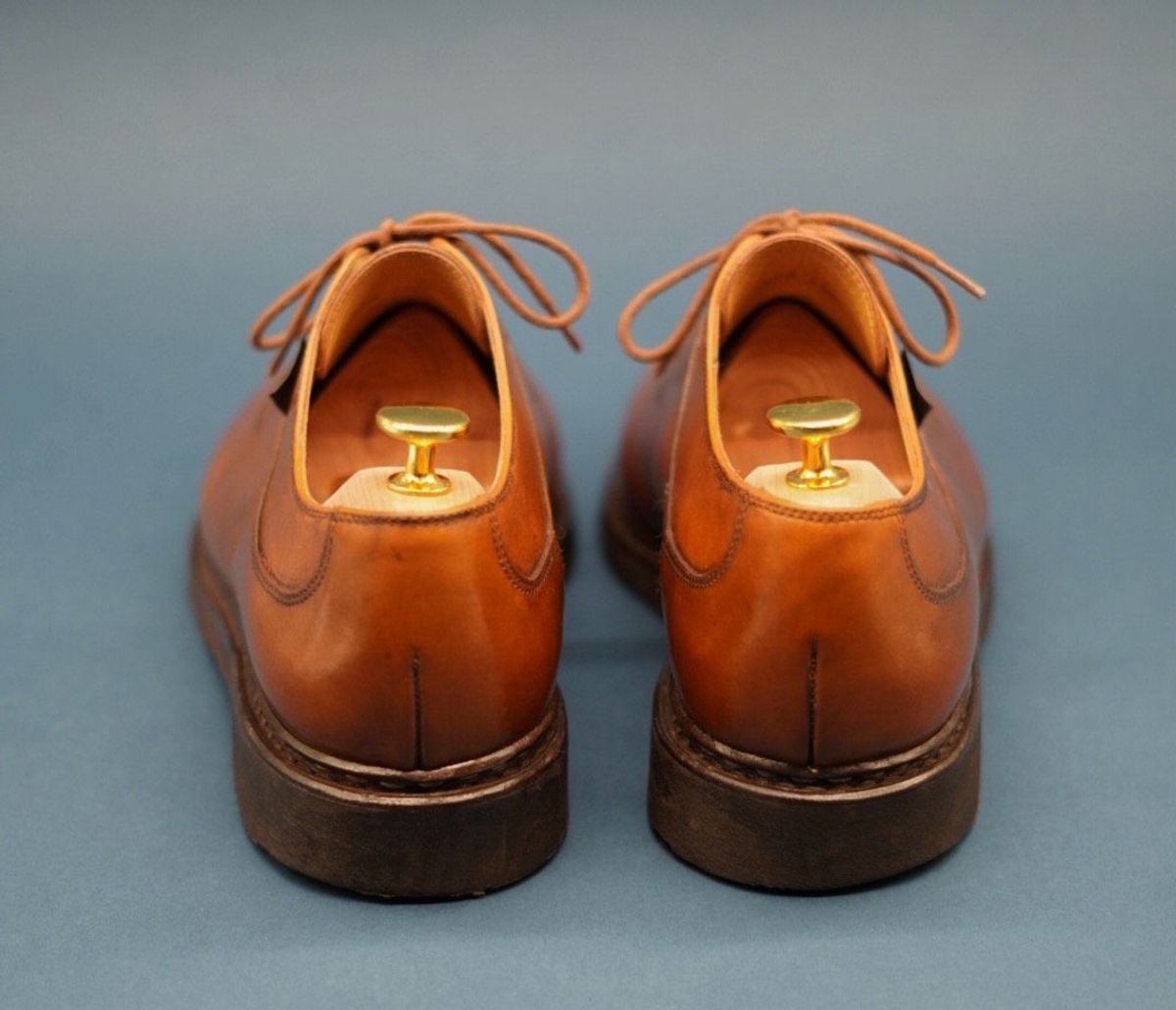 Photo by patinathunderdome on December 3, 2021 of the Paraboot Avignon in Lisse Gold.