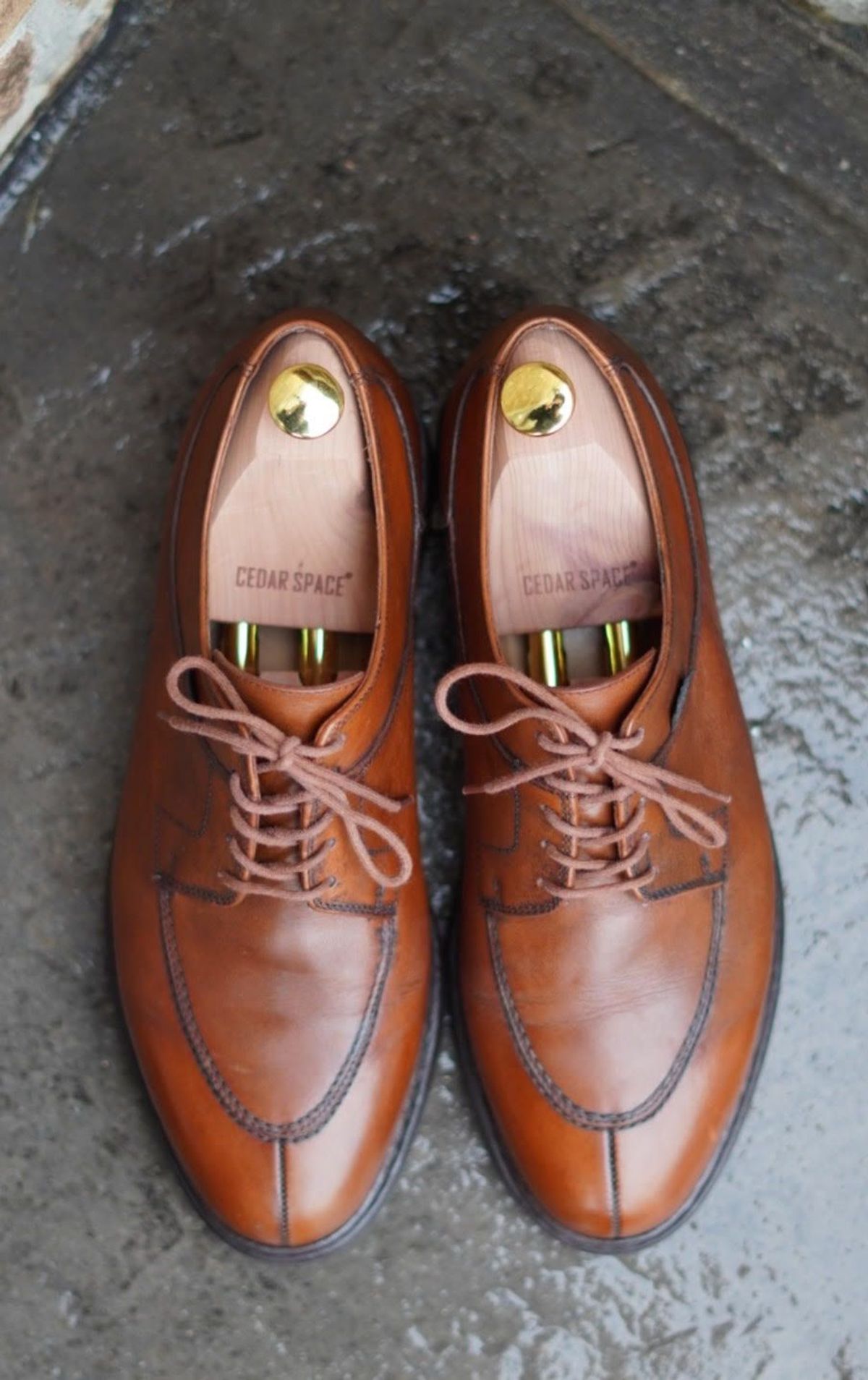 Photo by patinathunderdome on January 4, 2022 of the Paraboot Avignon in Lisse Gold.