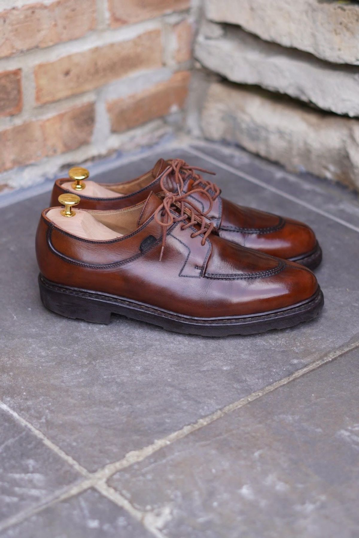 Photo by patinathunderdome on April 3, 2022 of the Paraboot Avignon in Lisse Gold.