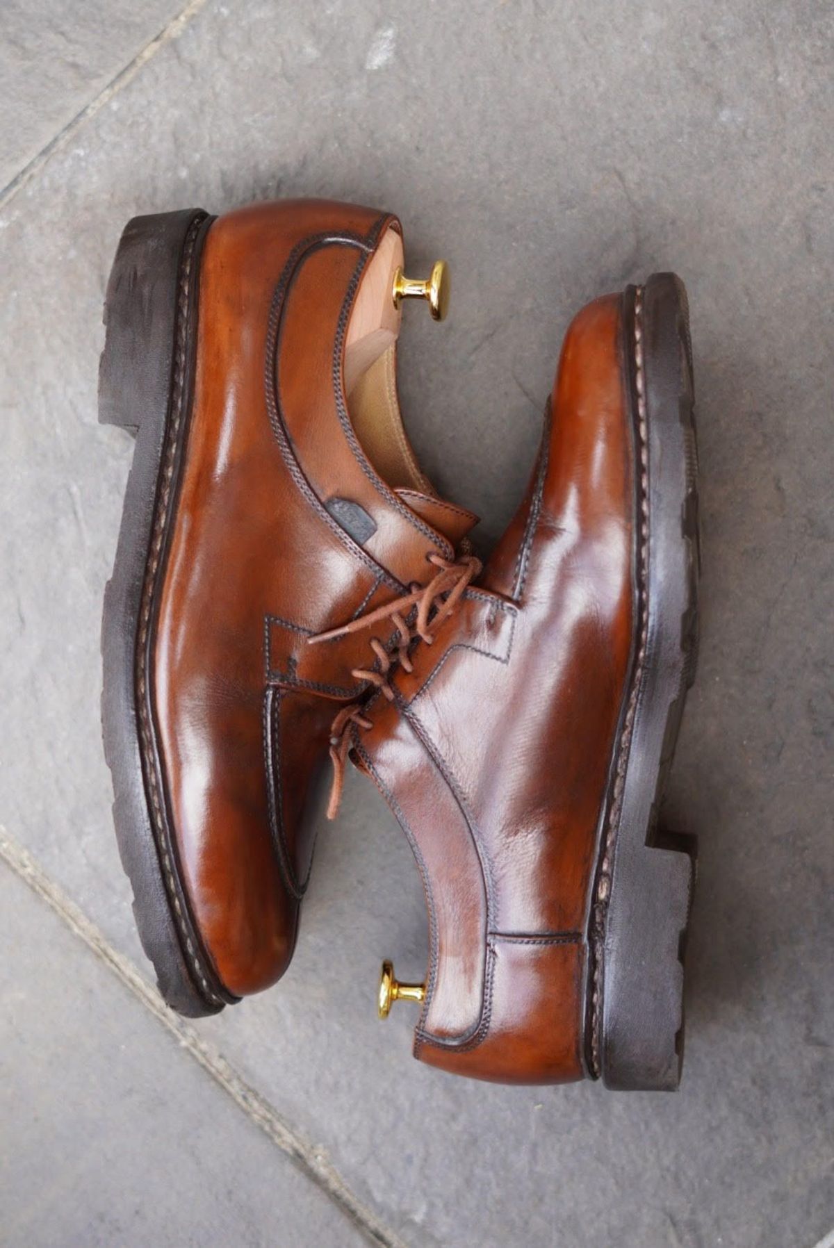 Photo by patinathunderdome on April 3, 2022 of the Paraboot Avignon in Lisse Gold.
