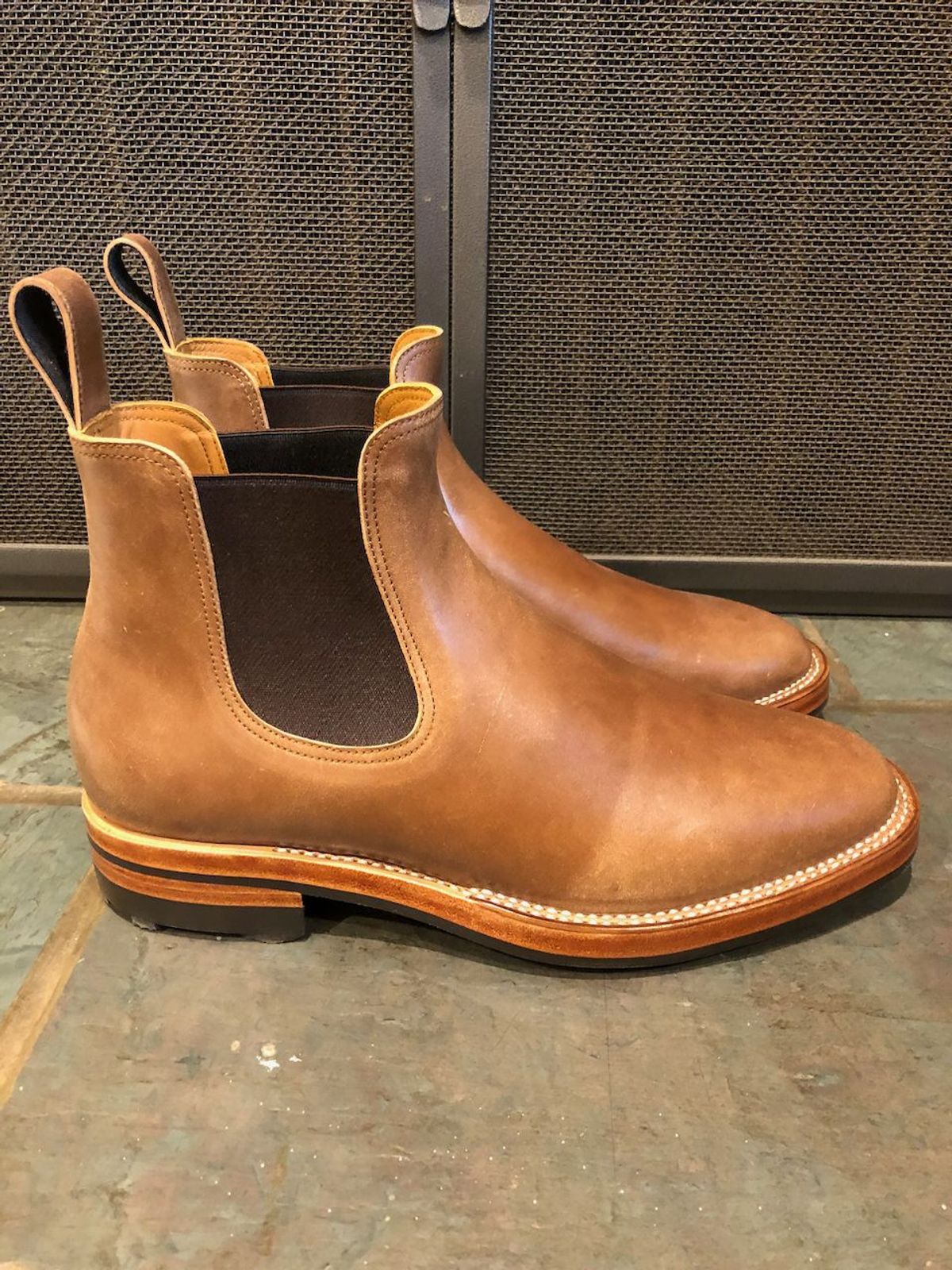 Photo by patinathunderdome on September 30, 2021 of the Benzein The Seventh Chelsea Boot in Maryam Toscanello Horsebutt.