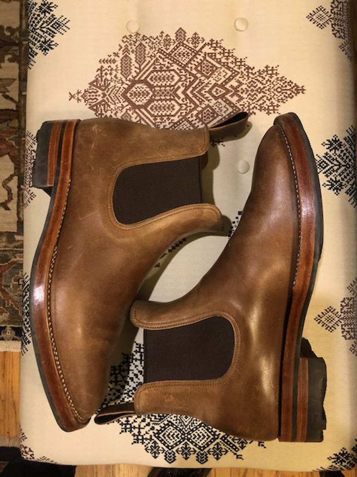 Photo by patinathunderdome on December 5, 2021 of the Benzein The Seventh Chelsea Boot in Maryam Toscanello Horsebutt.