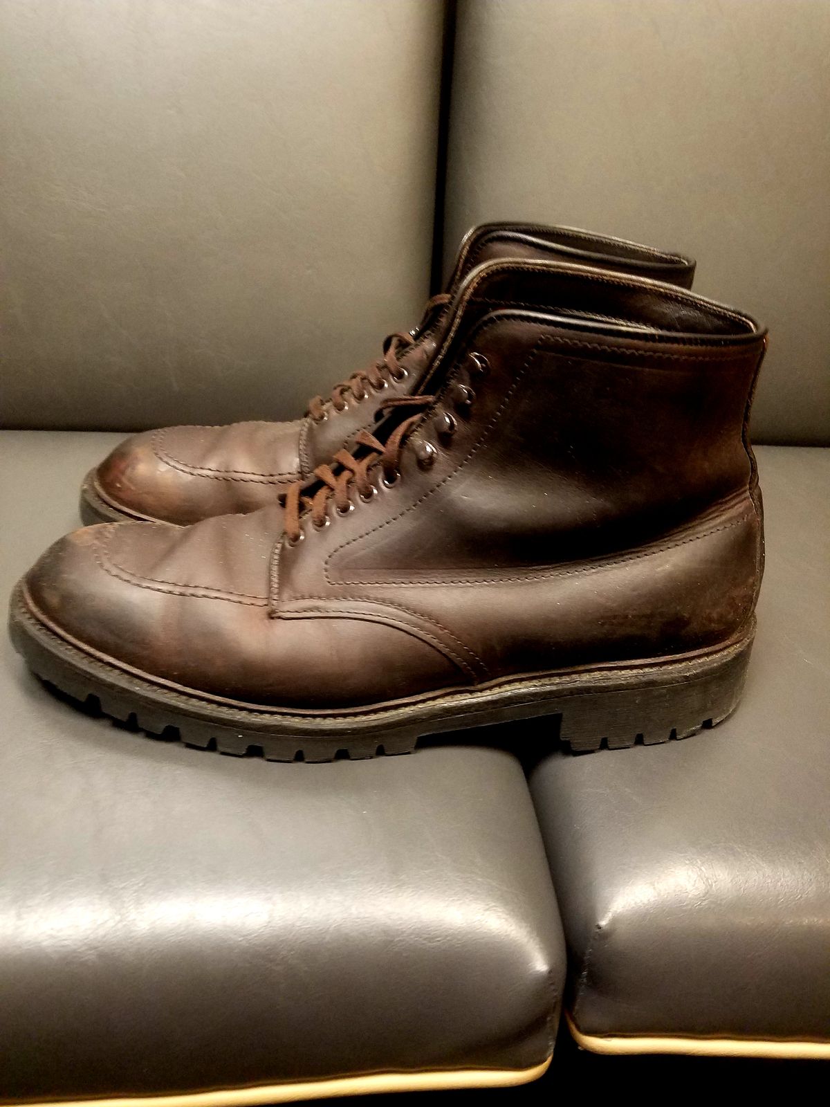 Photo by patinathunderdome on March 1, 2023 of the Alden Indy Boot in Horween Brown Chromexcel.