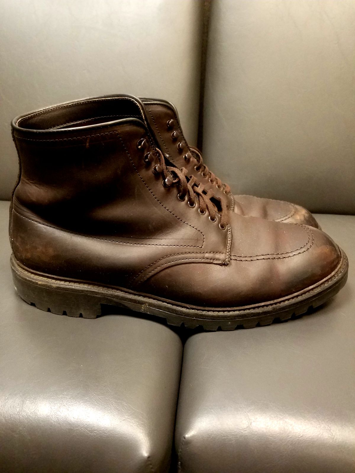 Photo by patinathunderdome on March 1, 2023 of the Alden Indy Boot in Horween Brown Chromexcel.