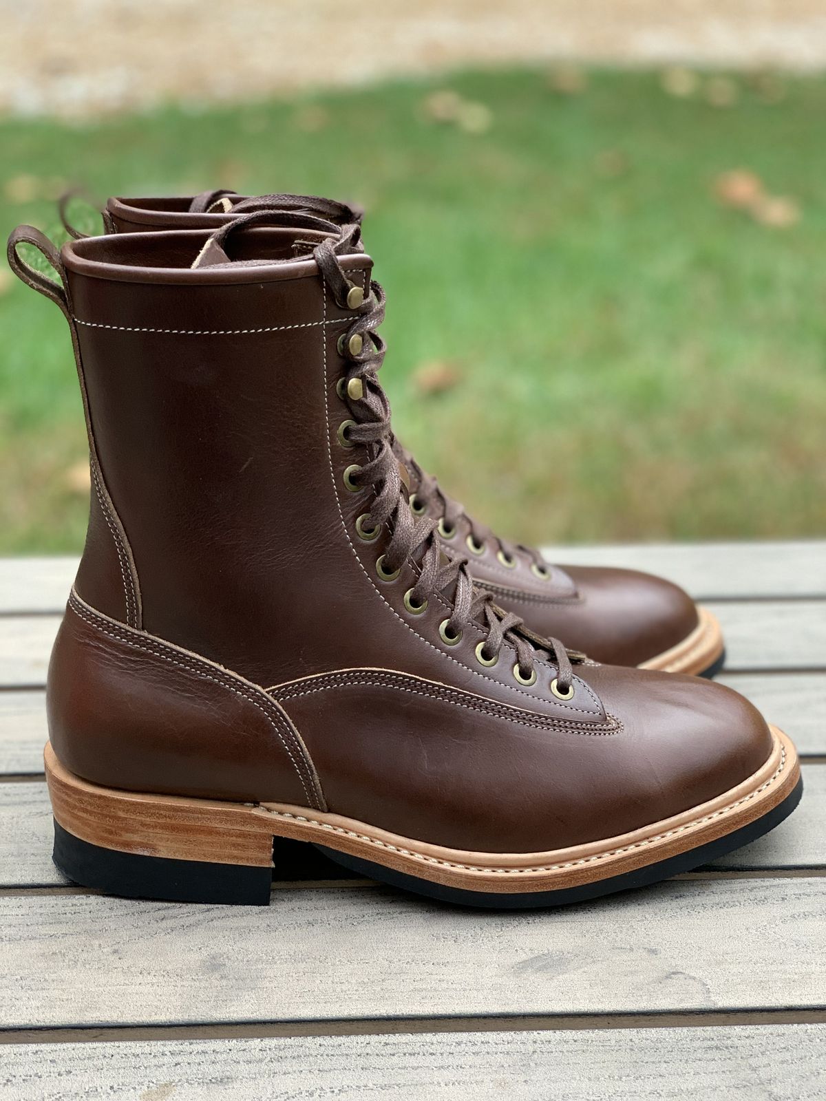 Photo by patinathunderdome on September 30, 2021 of the White's Bounty Hunter in Horween Cinnamon Waxed Flesh.