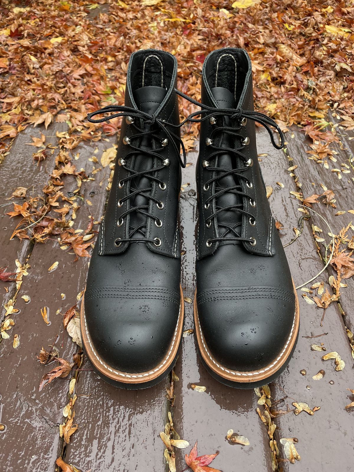 Photo by patinathunderdome on November 1, 2021 of the Red Wing Iron Ranger in S.B. Foot Black Harness.