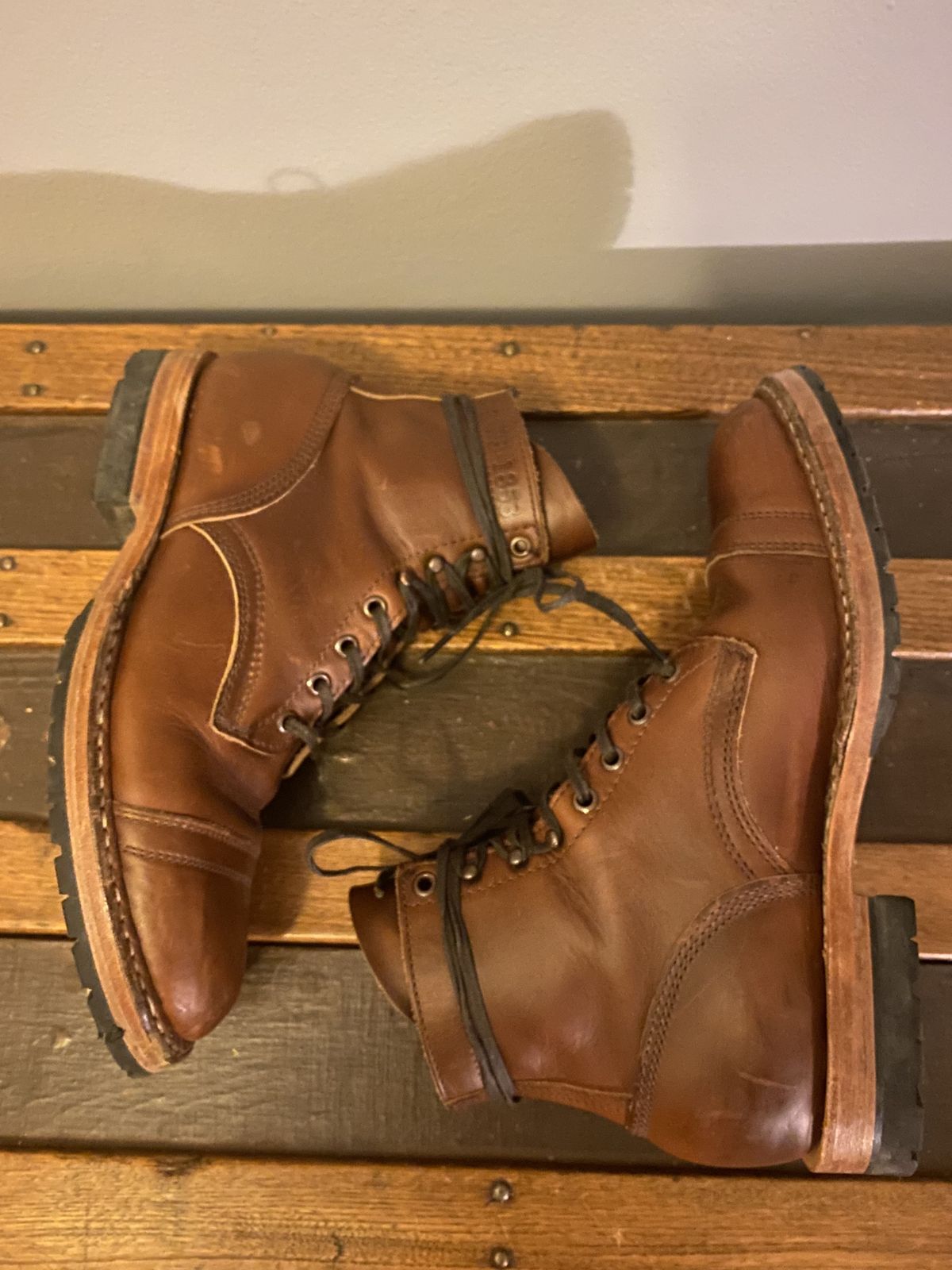 Photo by patinathunderdome on December 6, 2021 of the White's MP-Sherman Toe Cap in Seidel British Tan Double Shot.