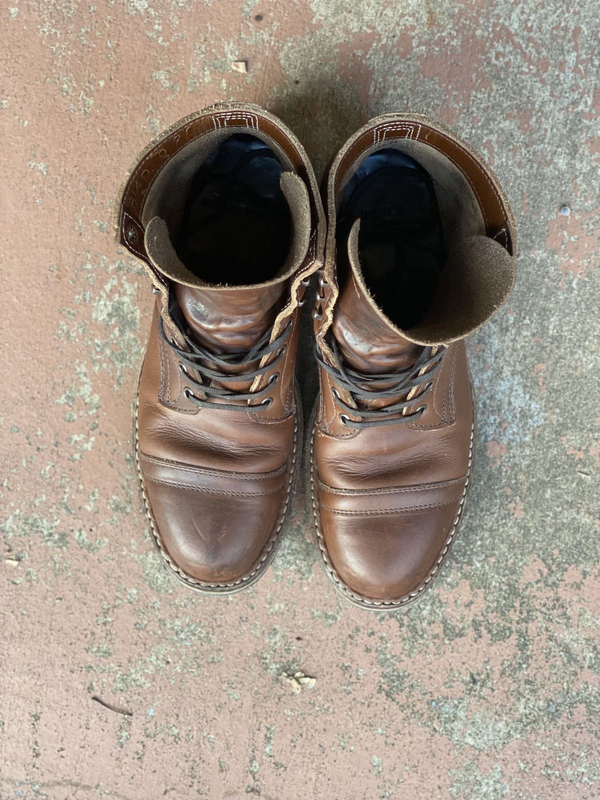 Photo by patinathunderdome on January 5, 2022 of the White's MP-Sherman Toe Cap in Seidel British Tan Double Shot.