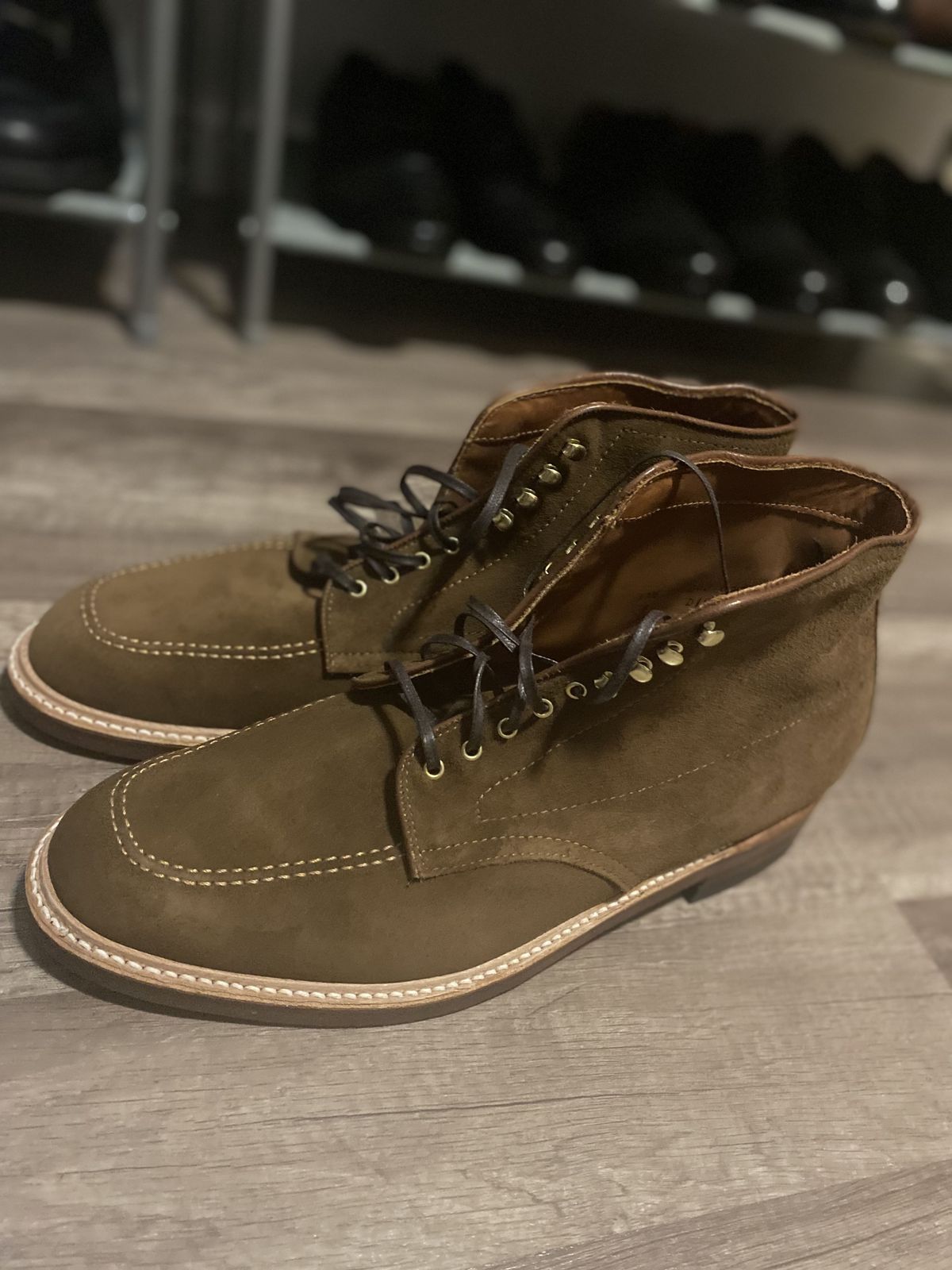 Photo by patinathunderdome on December 6, 2021 of the Alden Indy Boot in C.F. Stead Snuff Repello Calf Suede.