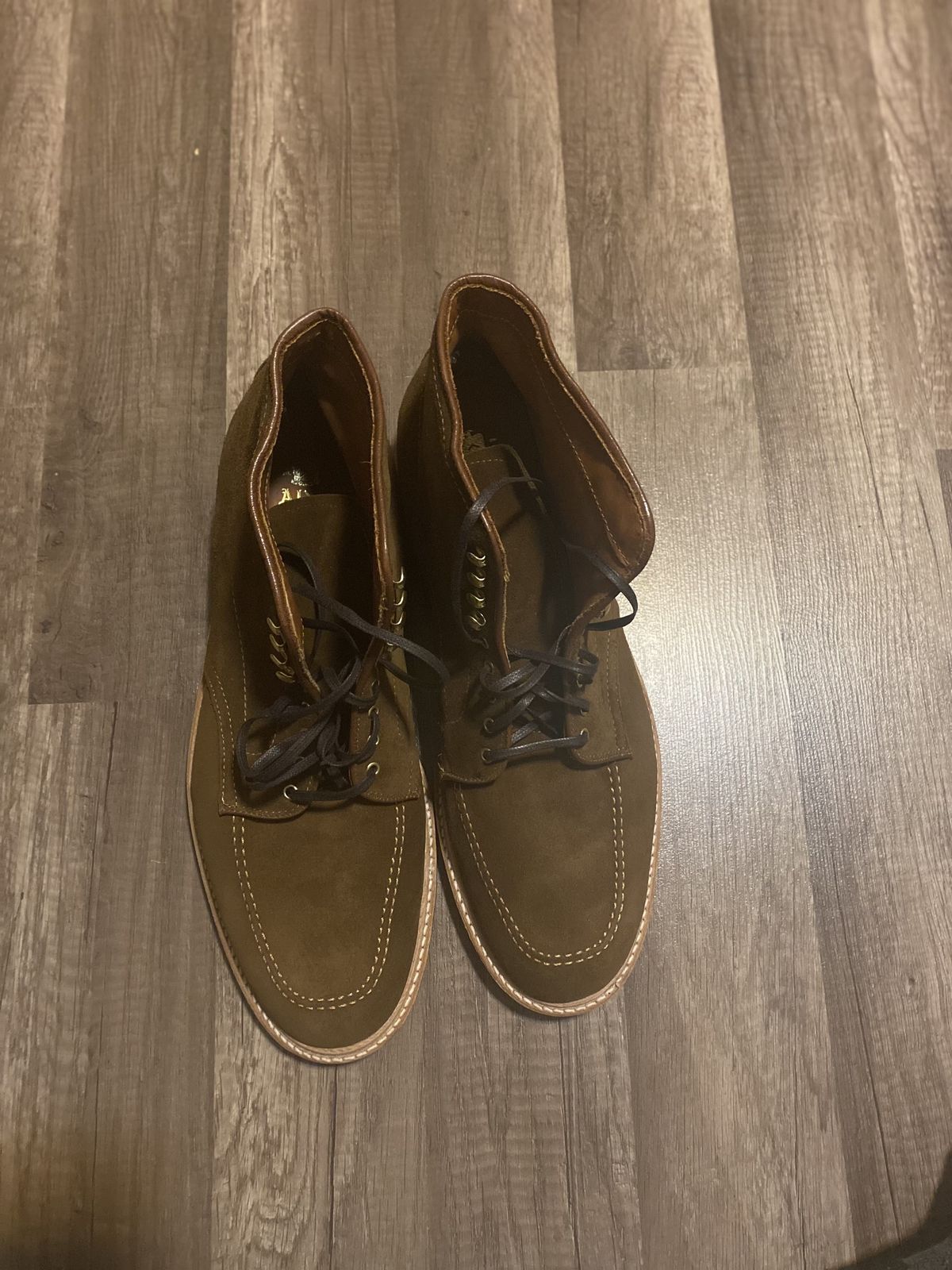 Photo by patinathunderdome on January 6, 2022 of the Alden Indy Boot in C.F. Stead Snuff Repello Calf Suede.