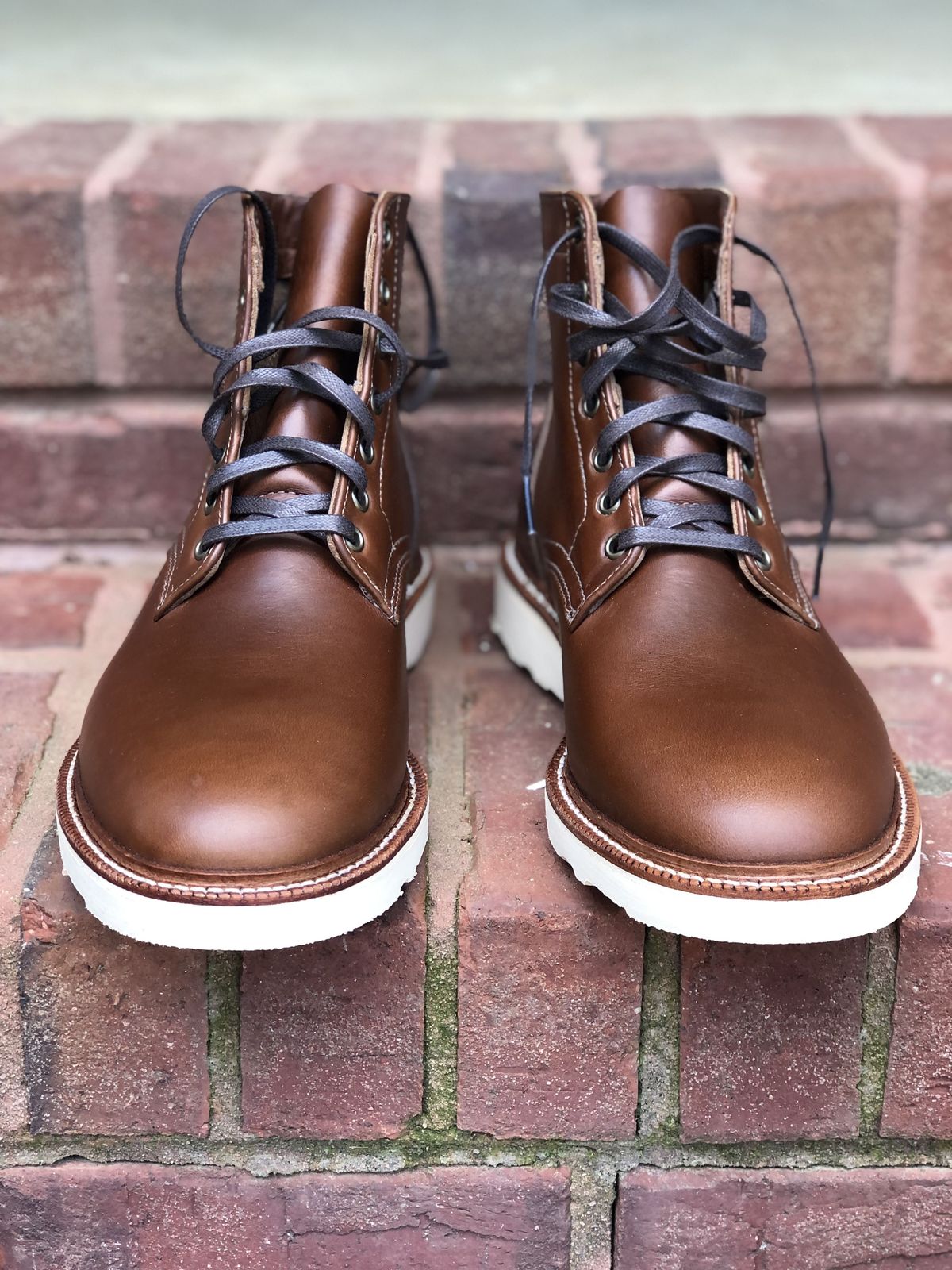 Photo by patinathunderdome on October 1, 2021 of the Parkhurst The Allen in Horween British Tan Chromexcel.