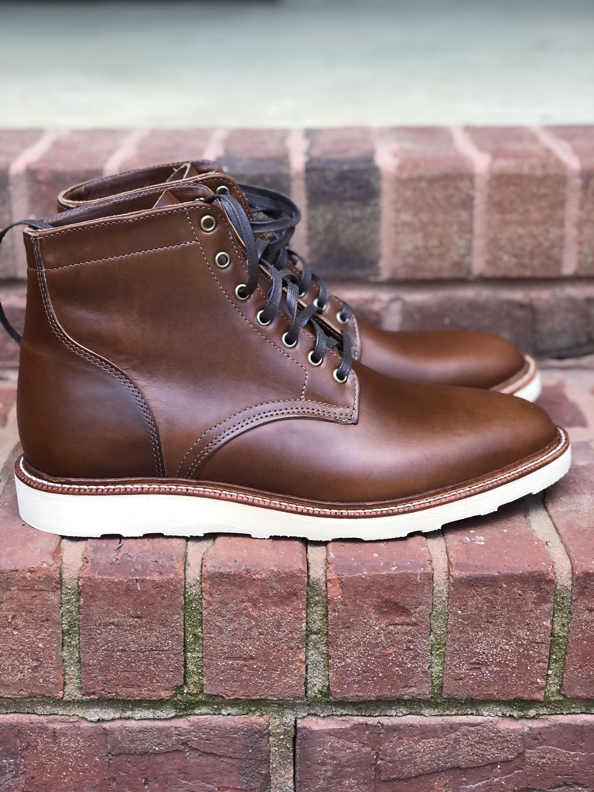 Photo by patinathunderdome on October 1, 2021 of the Parkhurst The Allen in Horween British Tan Chromexcel.