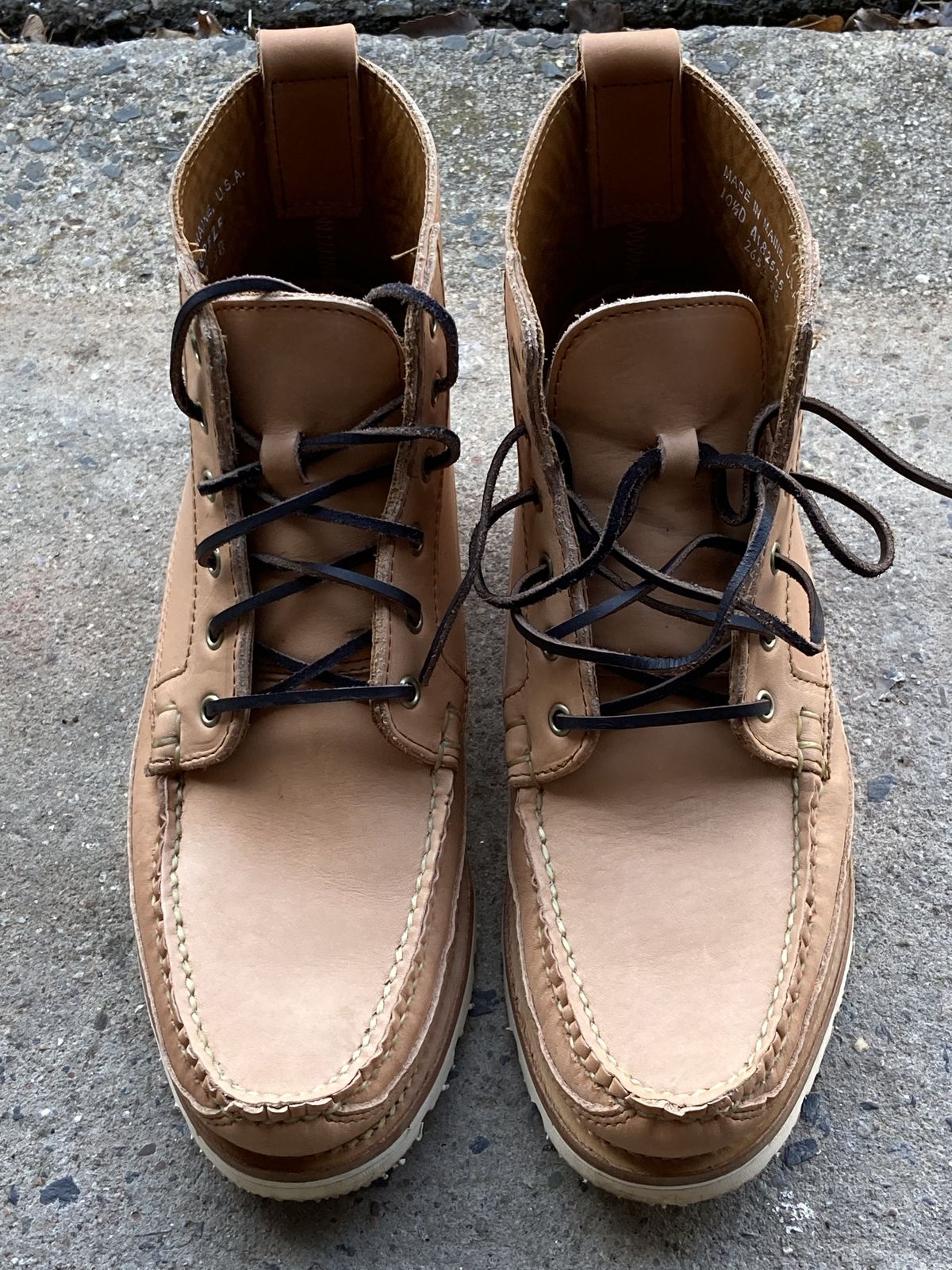 Photo by patinathunderdome on February 5, 2022 of the Rancourt & Co. Harrison Boot Redux in Horween Natural Essex.