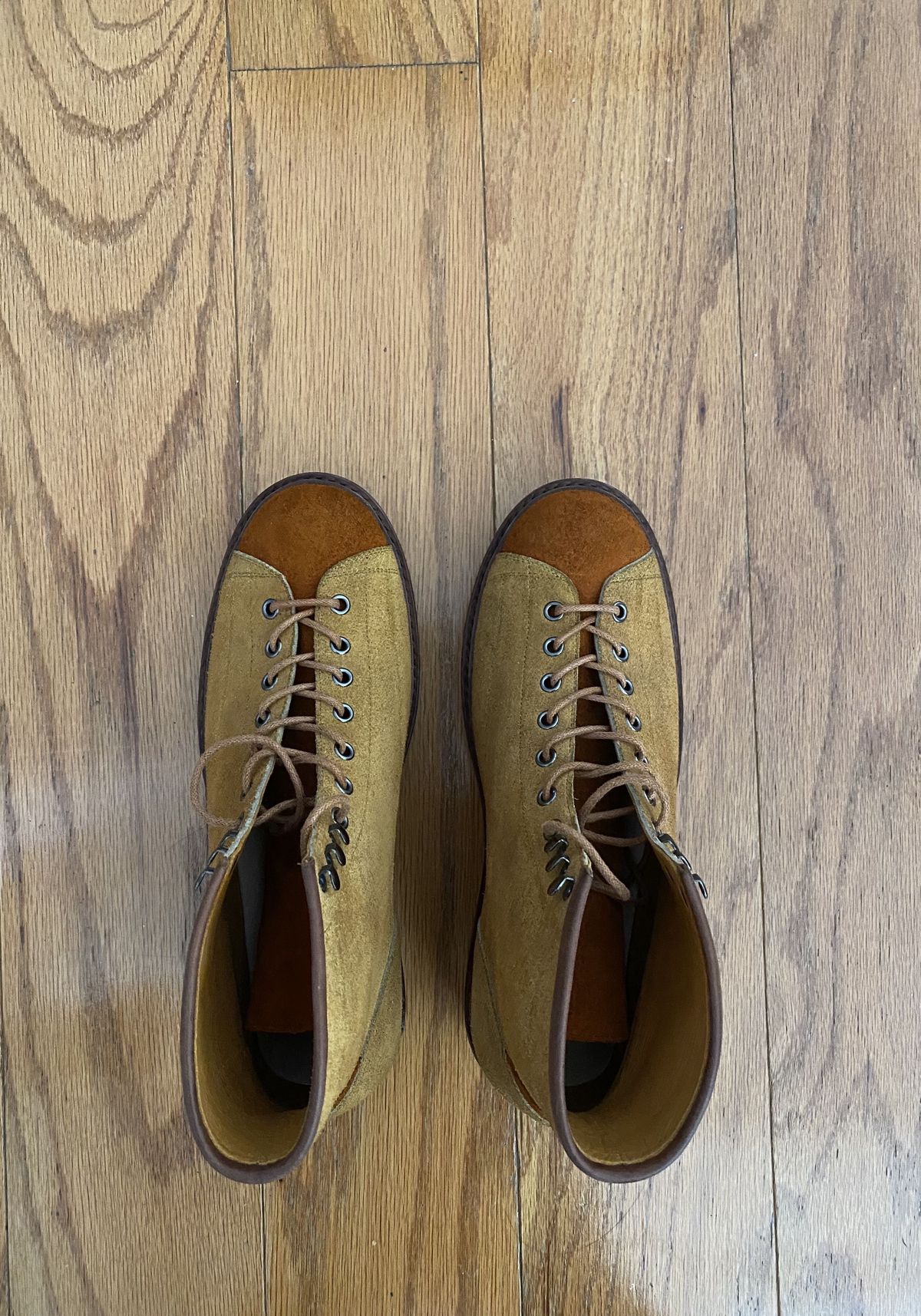 Photo by patinathunderdome on October 1, 2021 of the Junkard IMB 2 in Indonesian Tan Roughout.