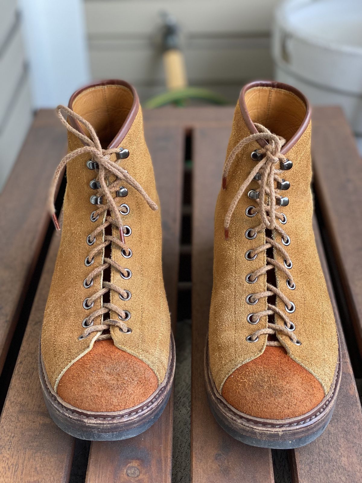 Photo by patinathunderdome on March 2, 2022 of the Junkard IMB 2 in Indonesian Tan Roughout.