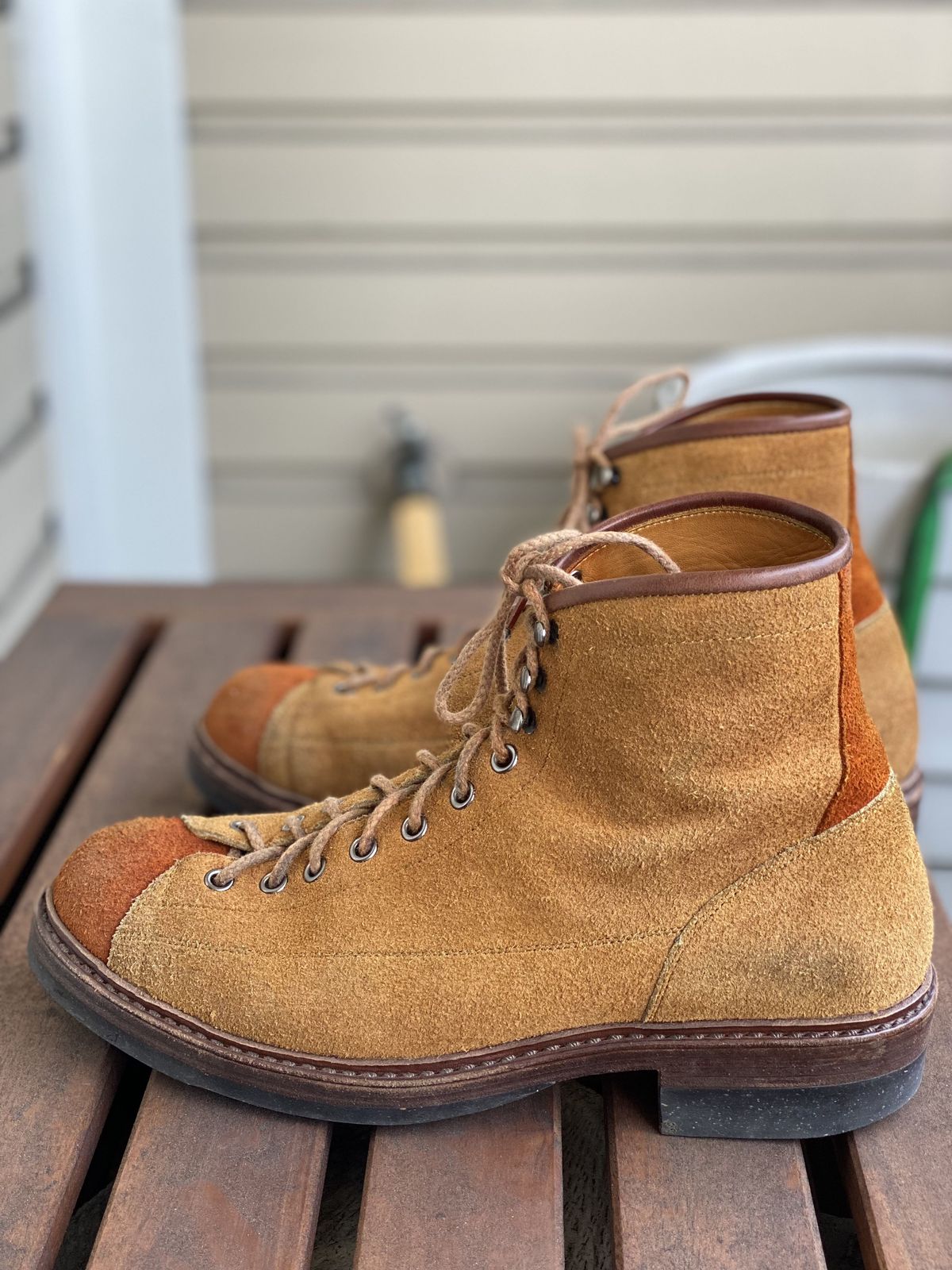 Photo by patinathunderdome on March 2, 2022 of the Junkard IMB 2 in Indonesian Tan Roughout.