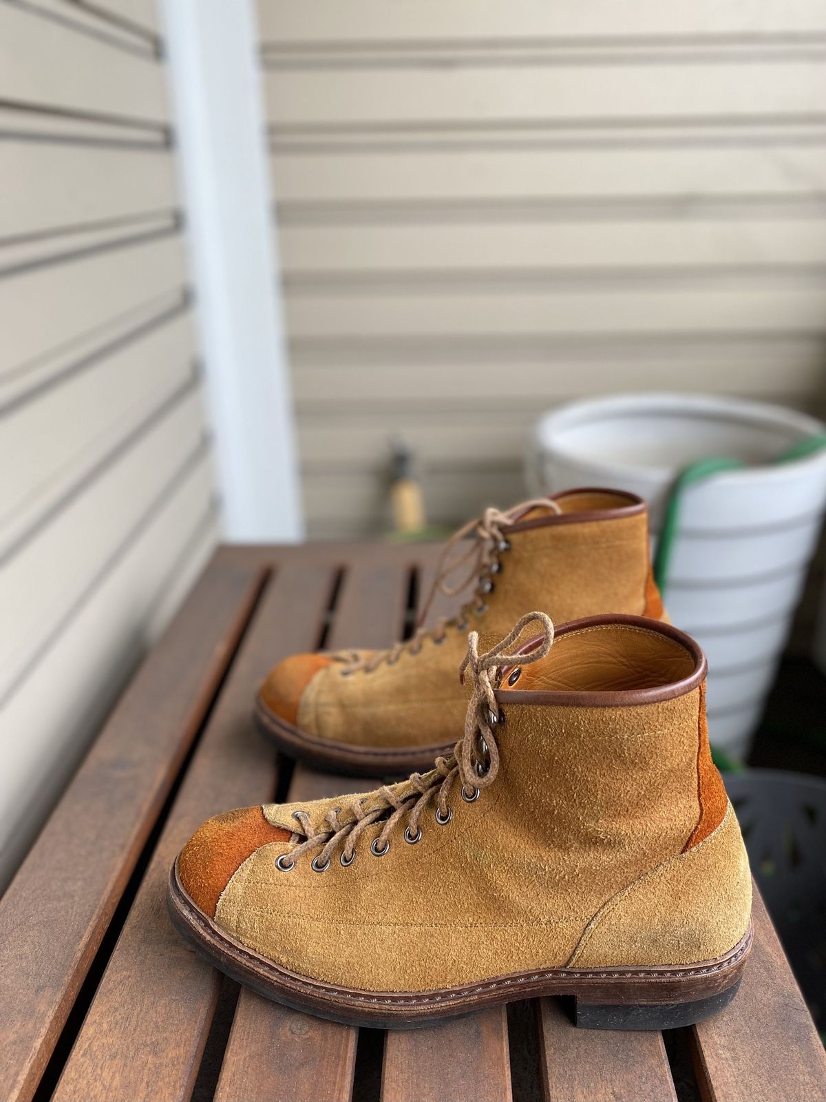 Photo by patinathunderdome on May 5, 2022 of the Junkard IMB 2 in Indonesian Tan Roughout.