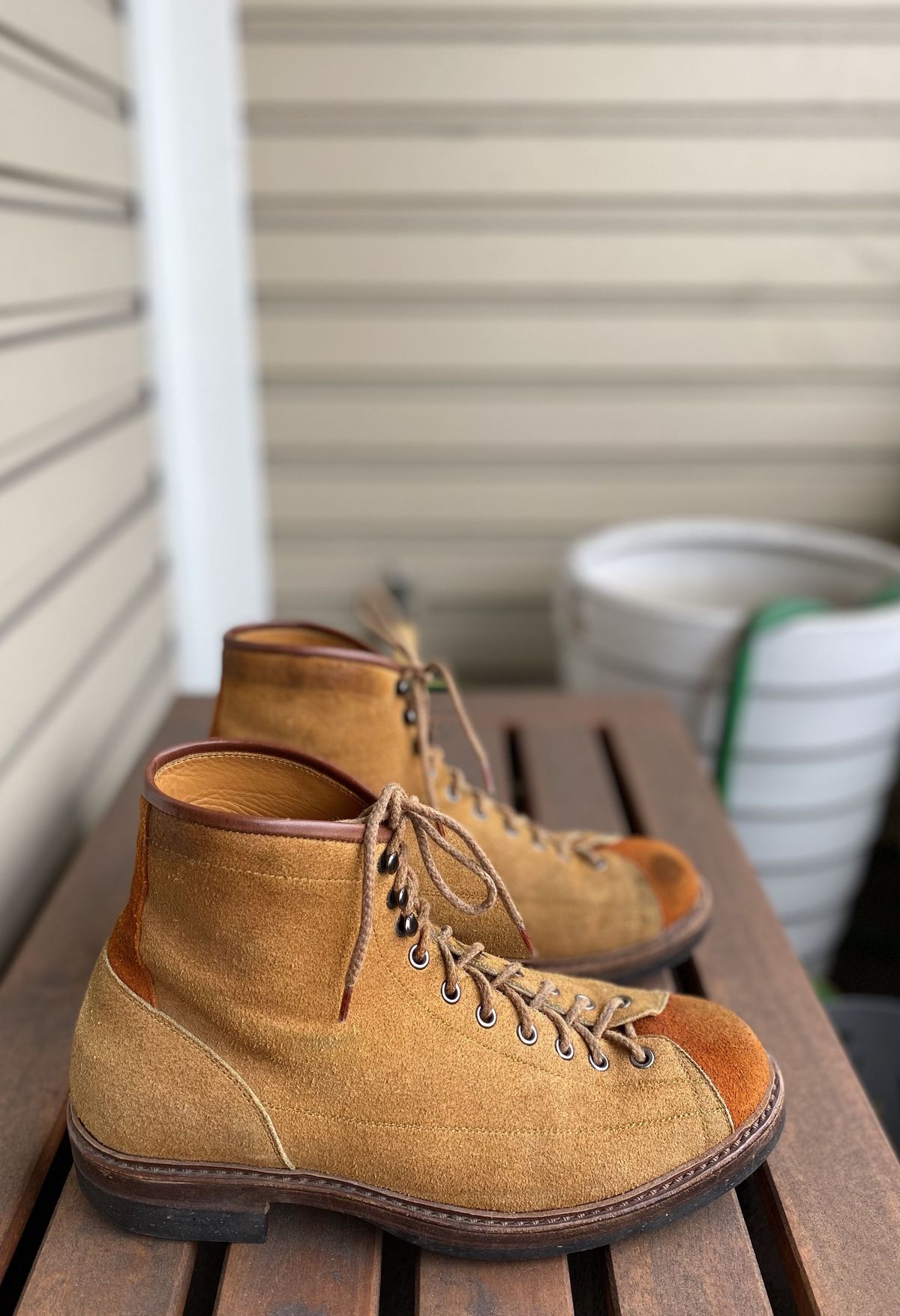 Photo by patinathunderdome on May 5, 2022 of the Junkard IMB 2 in Indonesian Tan Roughout.