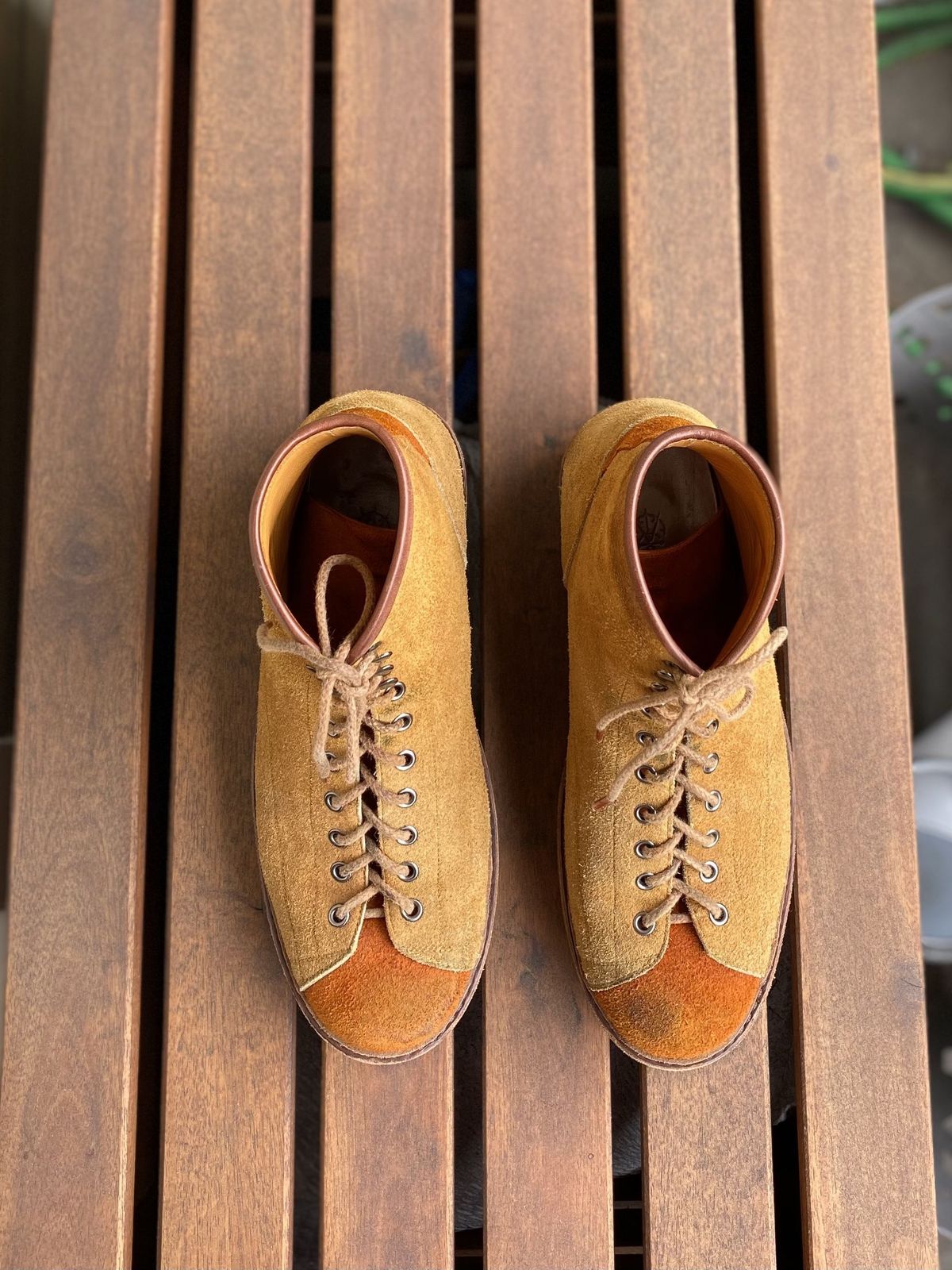 Photo by patinathunderdome on May 5, 2022 of the Junkard IMB 2 in Indonesian Tan Roughout.