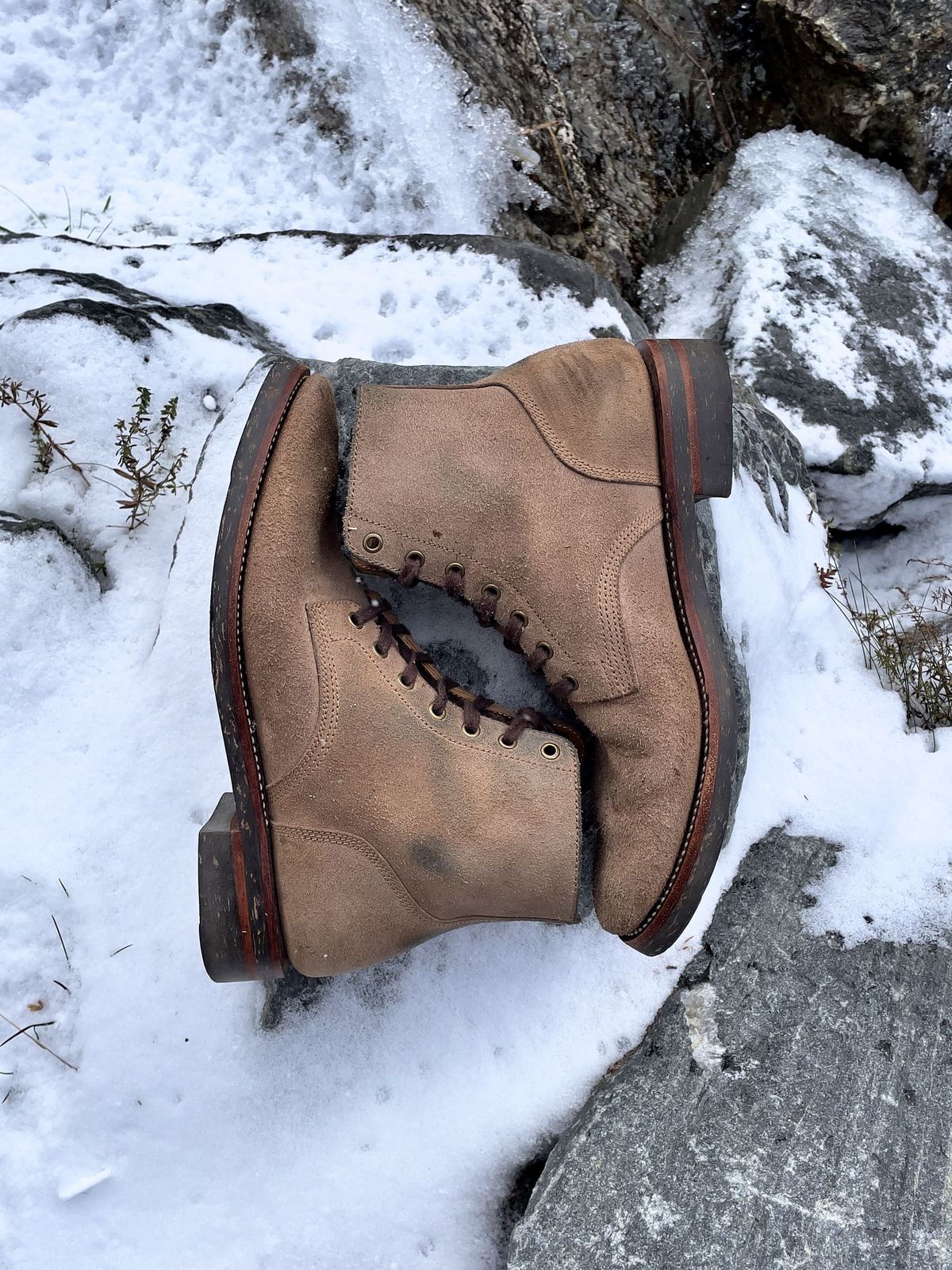 Photo by patinathunderdome on December 3, 2021 of the Midas Service Boot in Horween Natural Chromexcel Roughout.