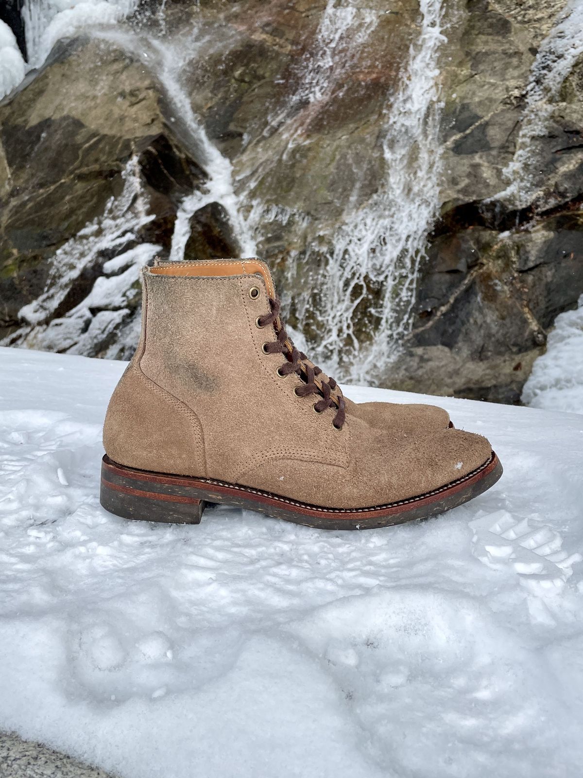 Photo by patinathunderdome on December 3, 2021 of the Midas Service Boot in Horween Natural Chromexcel Roughout.