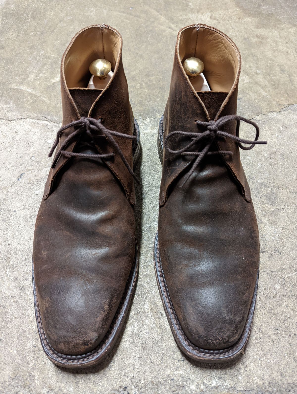 Photo by patinathunderdome on January 6, 2022 of the Crockett & Jones Molton in Dark Brown Roughout Suede.